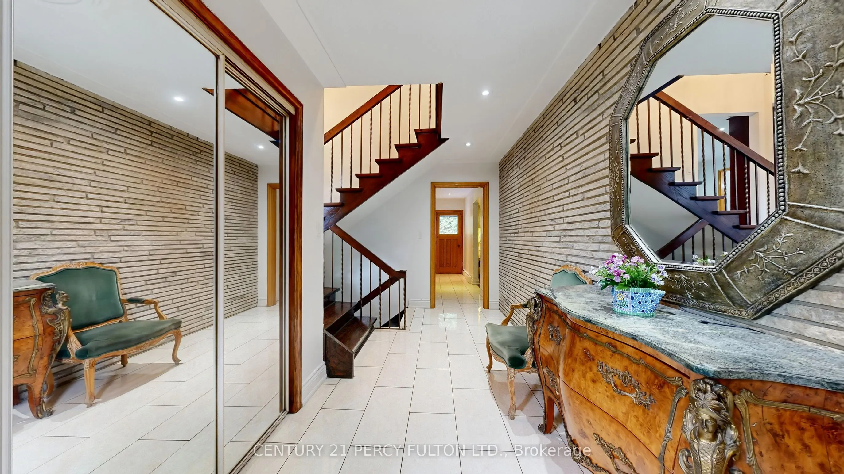 53 Poinsetta Drive