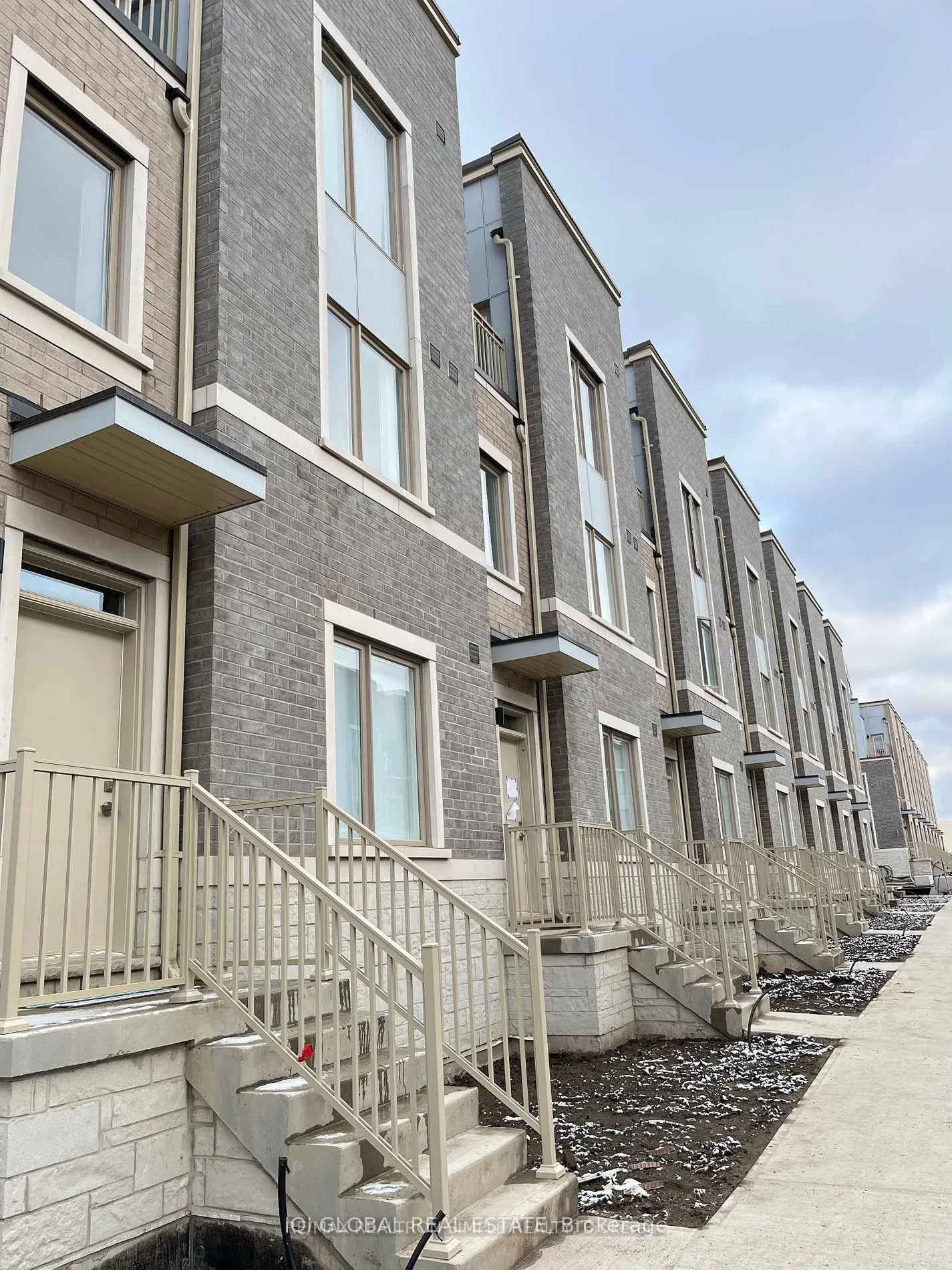 10 Almond Blossom Mews, #108