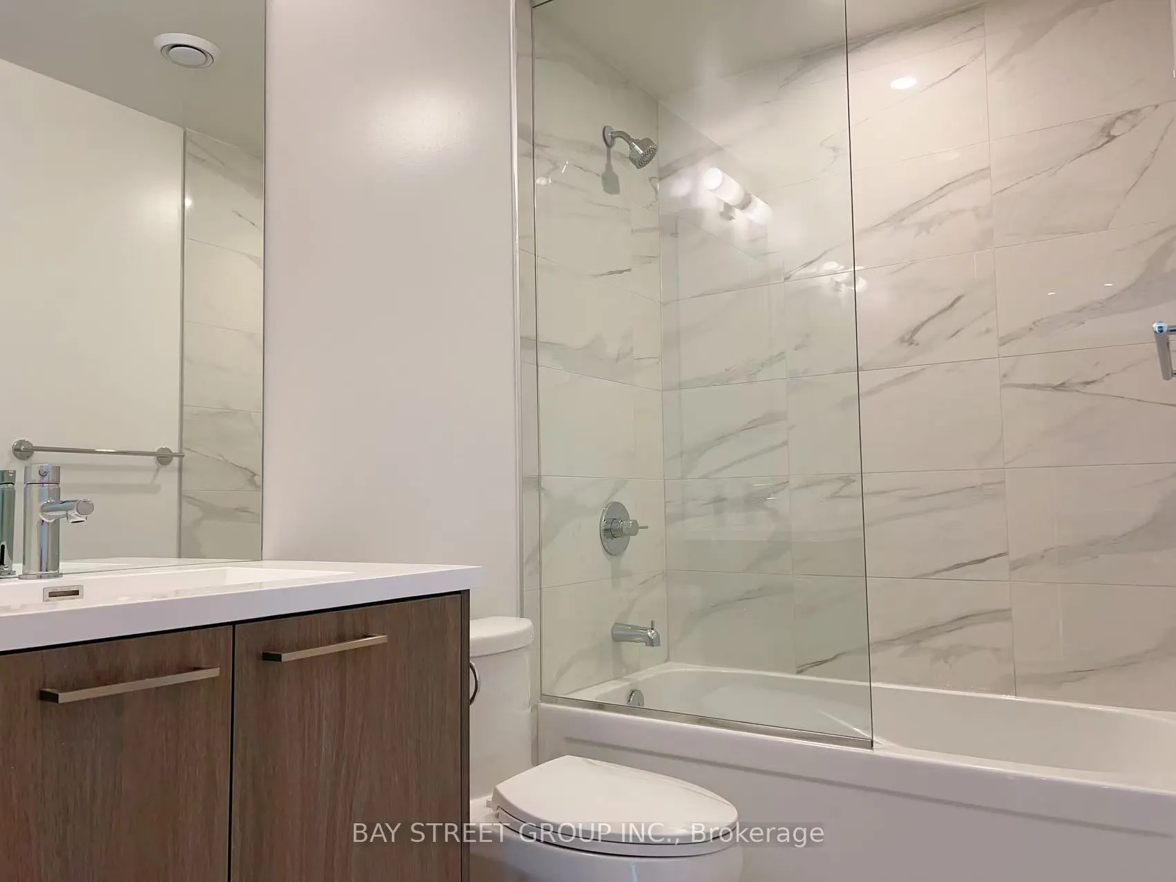 28 Interchange Way, #4208