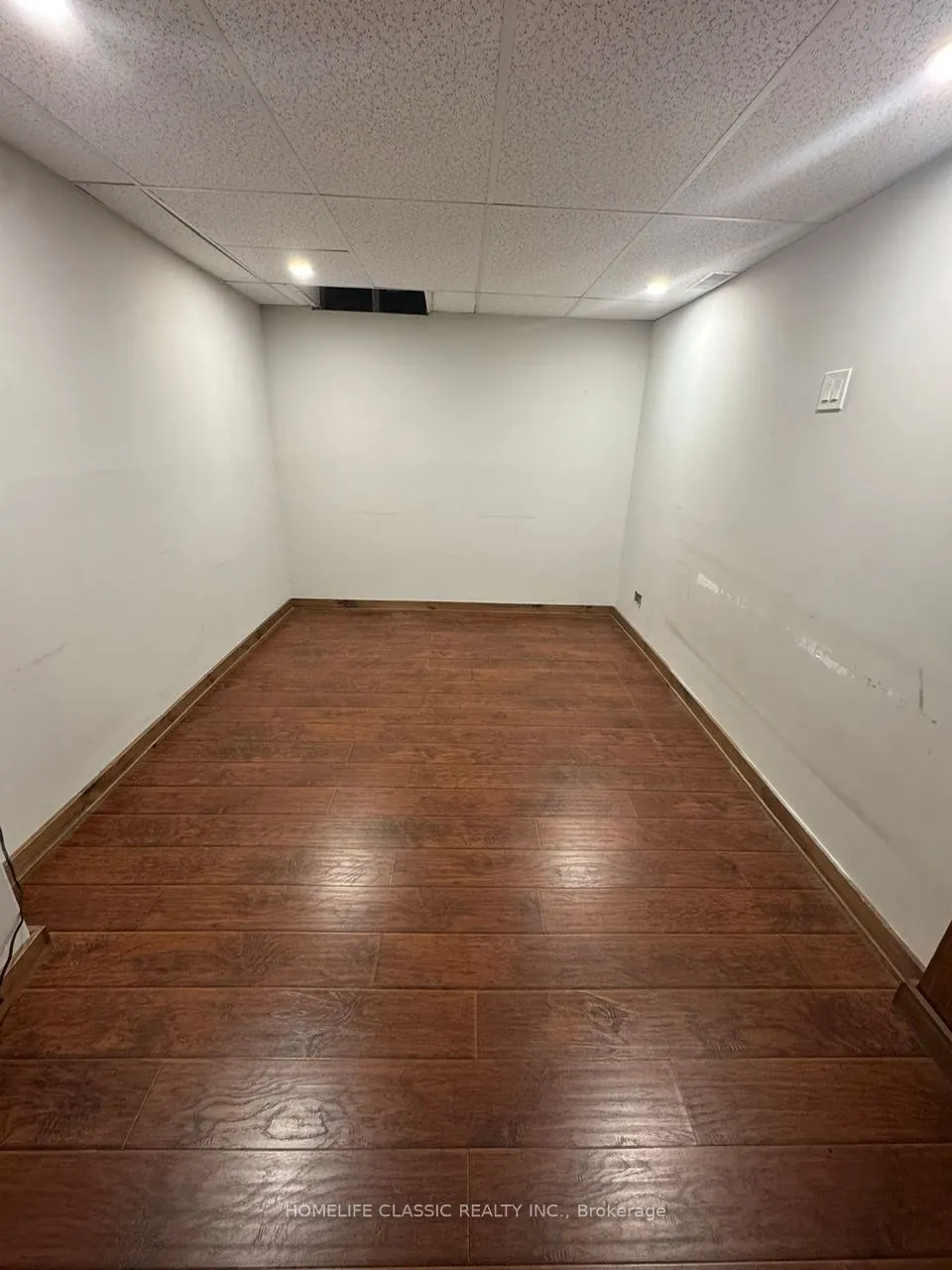 972 Krista Court, #Basement, UNIT A ,