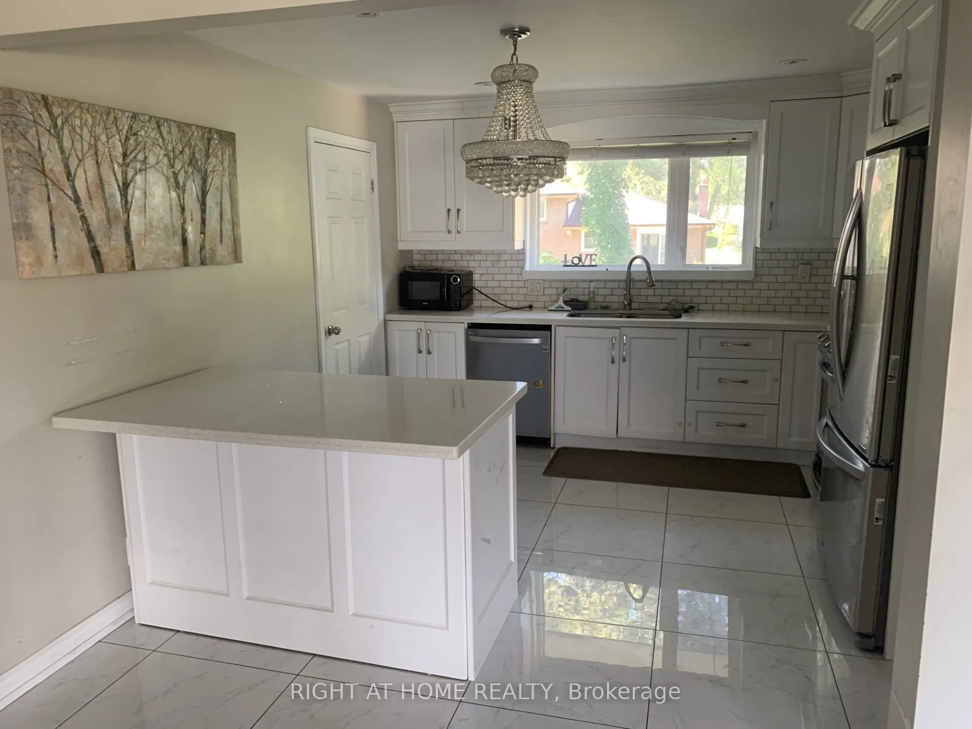 26 Arrowflight Drive