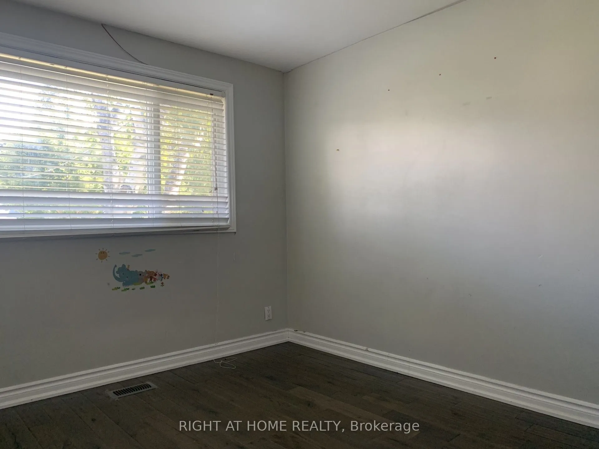 26 Arrowflight Drive