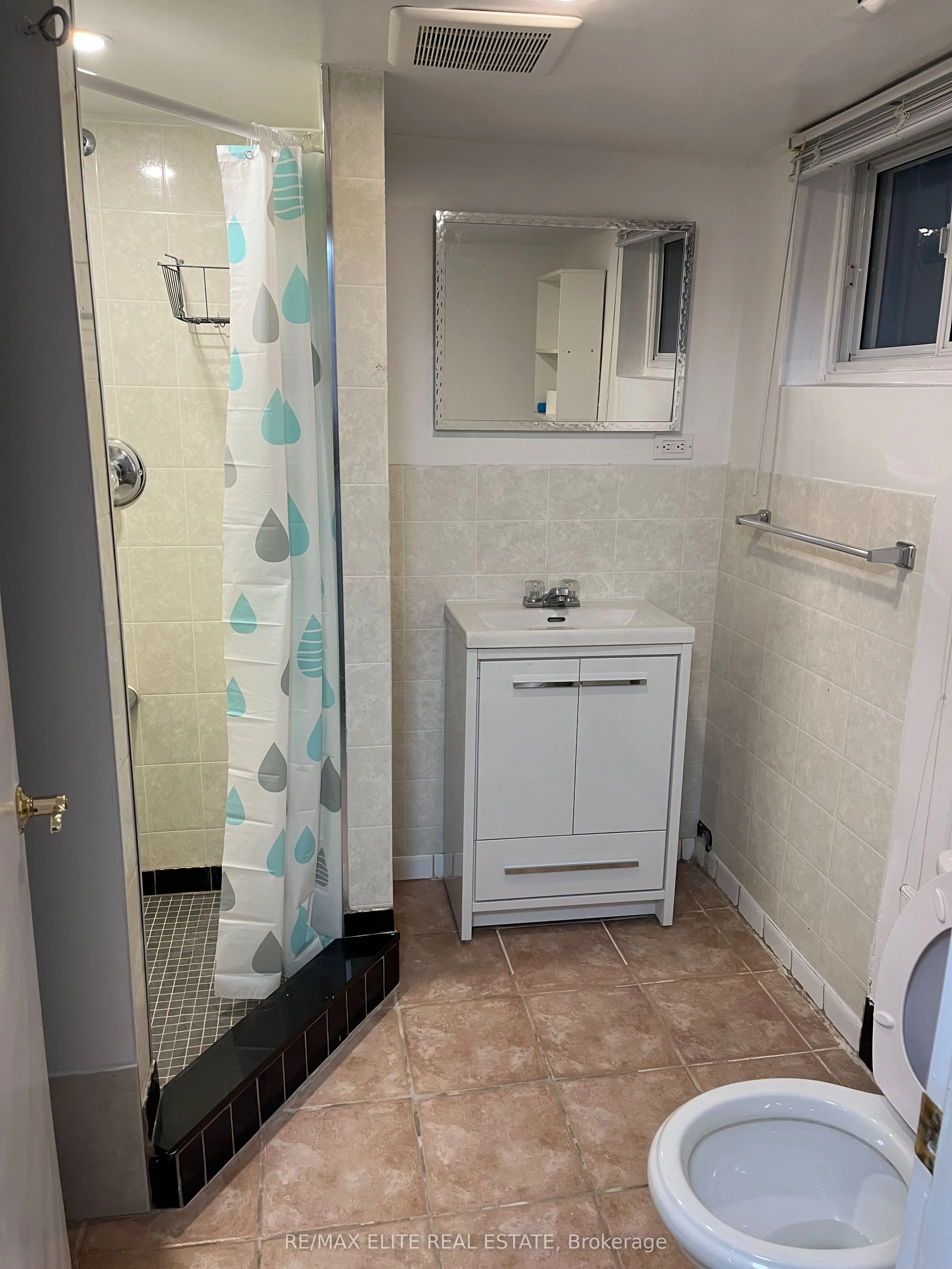 16 Cartier Crescent, #Main