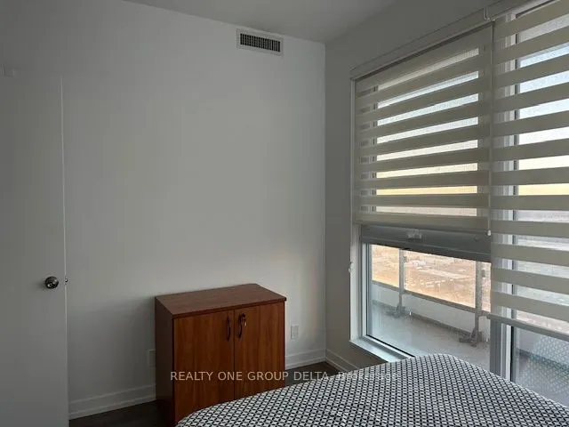 898 Portage Parkway, #4002
