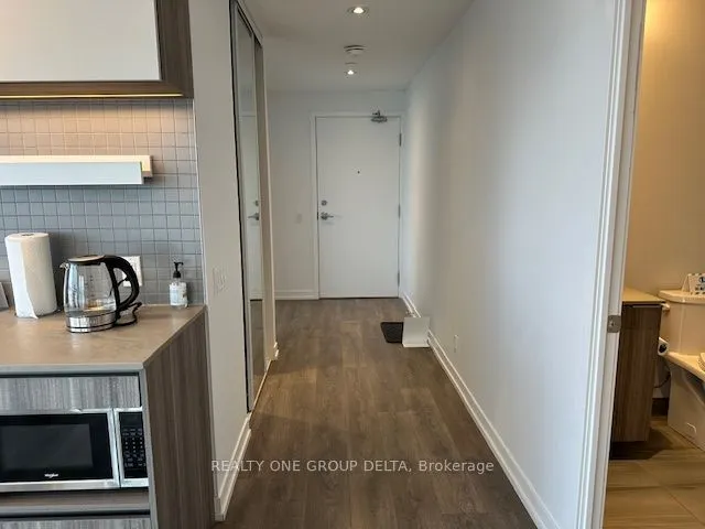 898 Portage Parkway, #4002