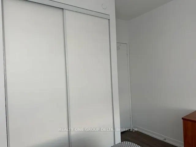 898 Portage Parkway, #4002