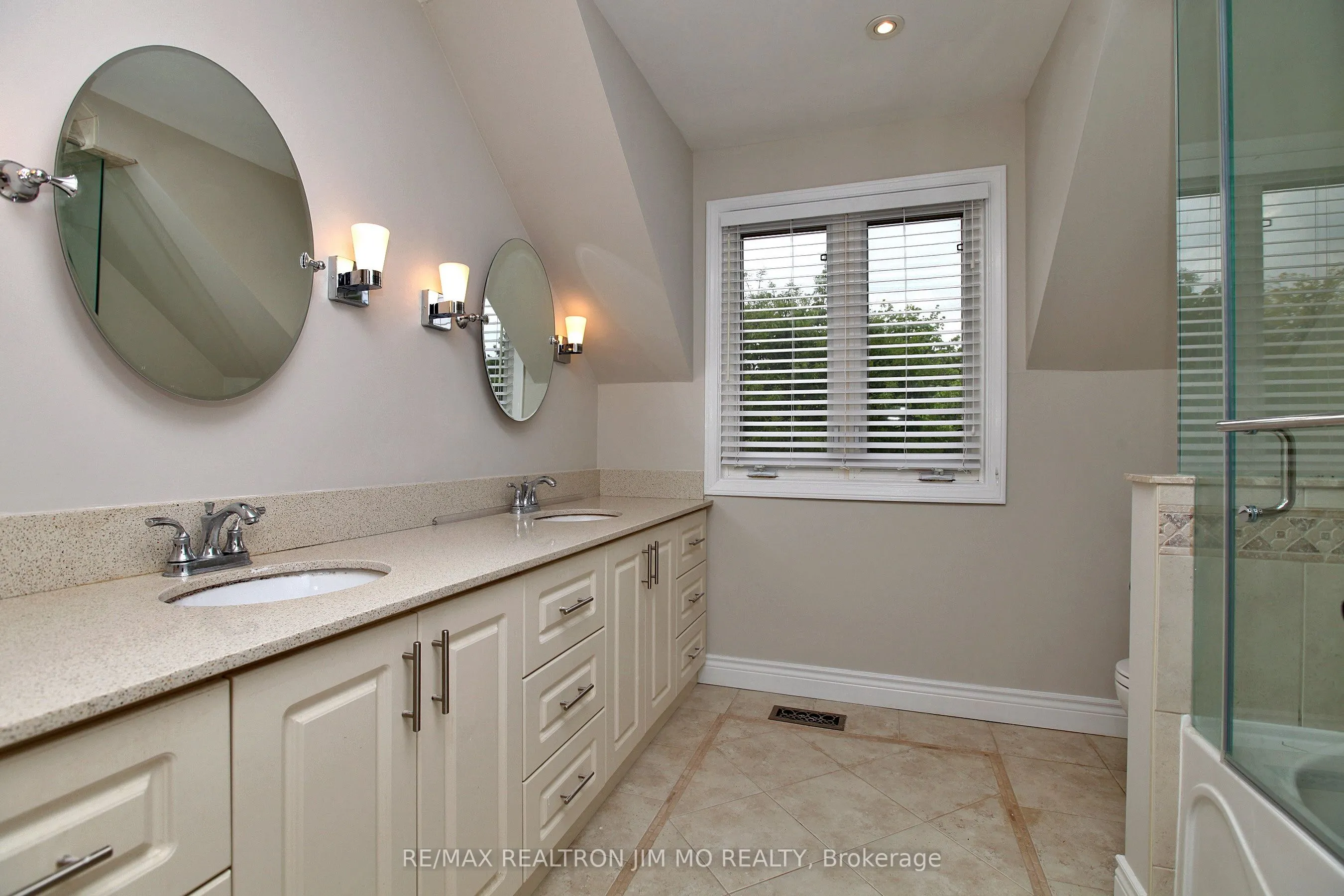 102 Briarwood Road