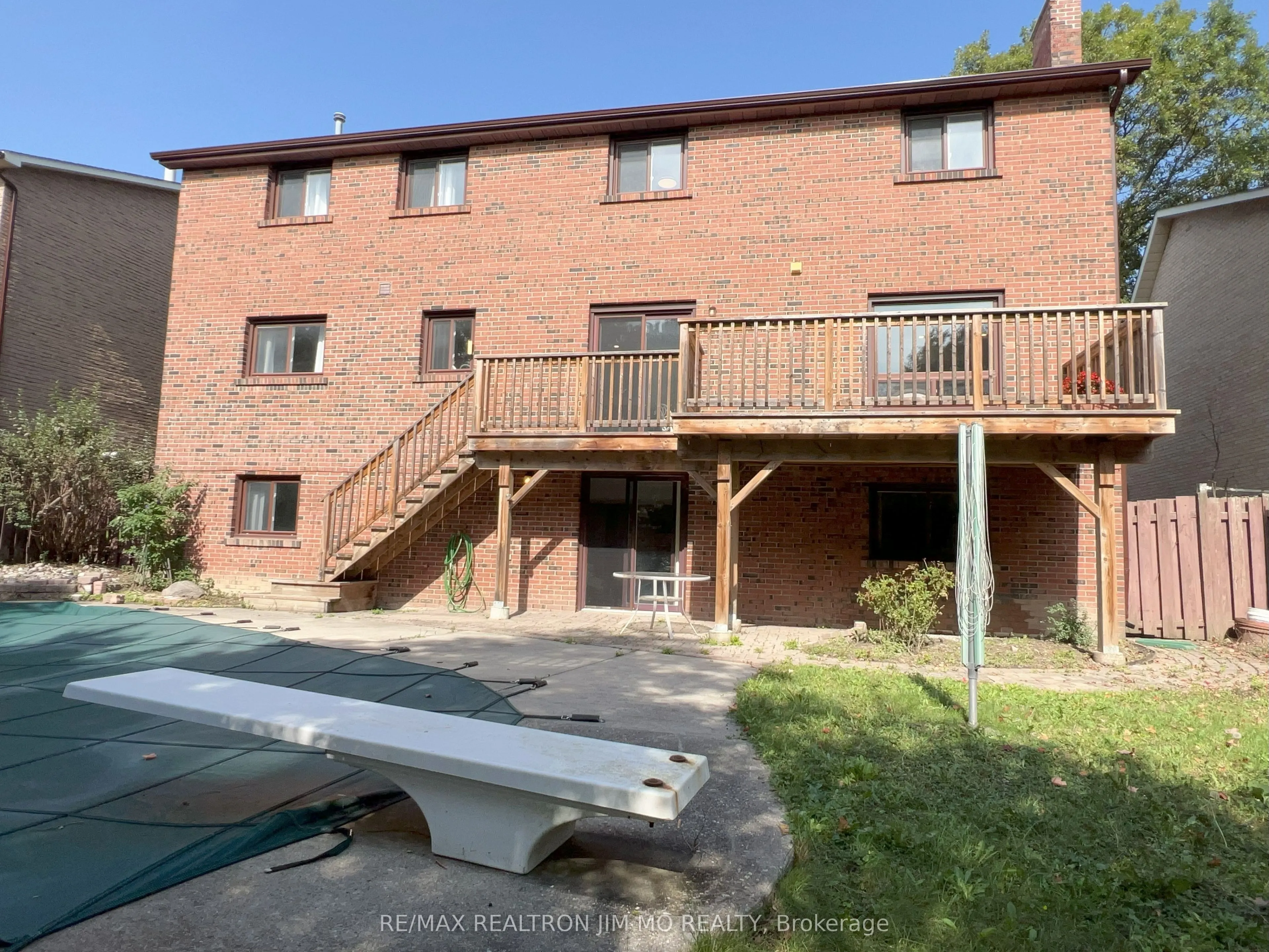 102 Briarwood Road