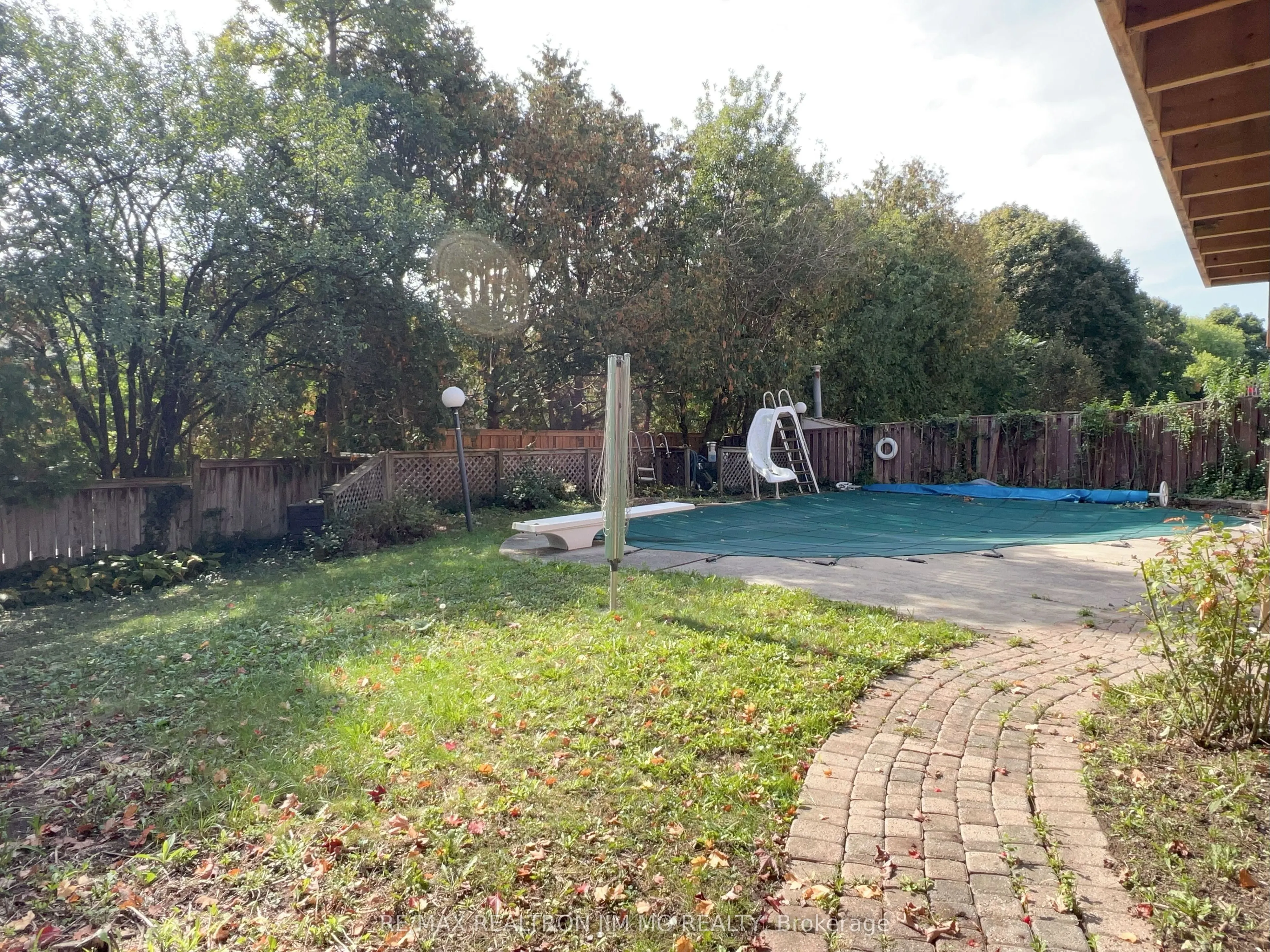102 Briarwood Road