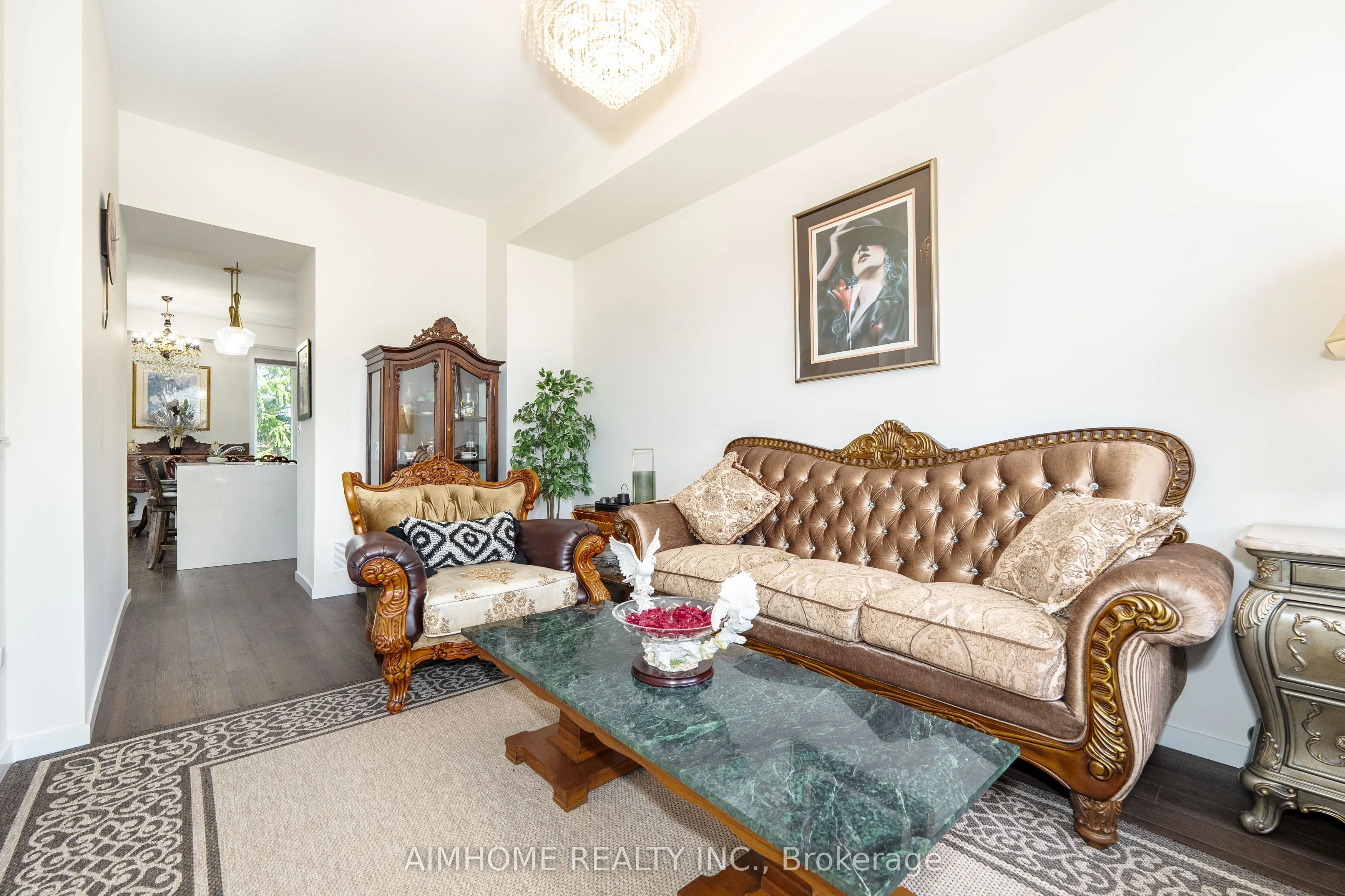 13 Armillo Place