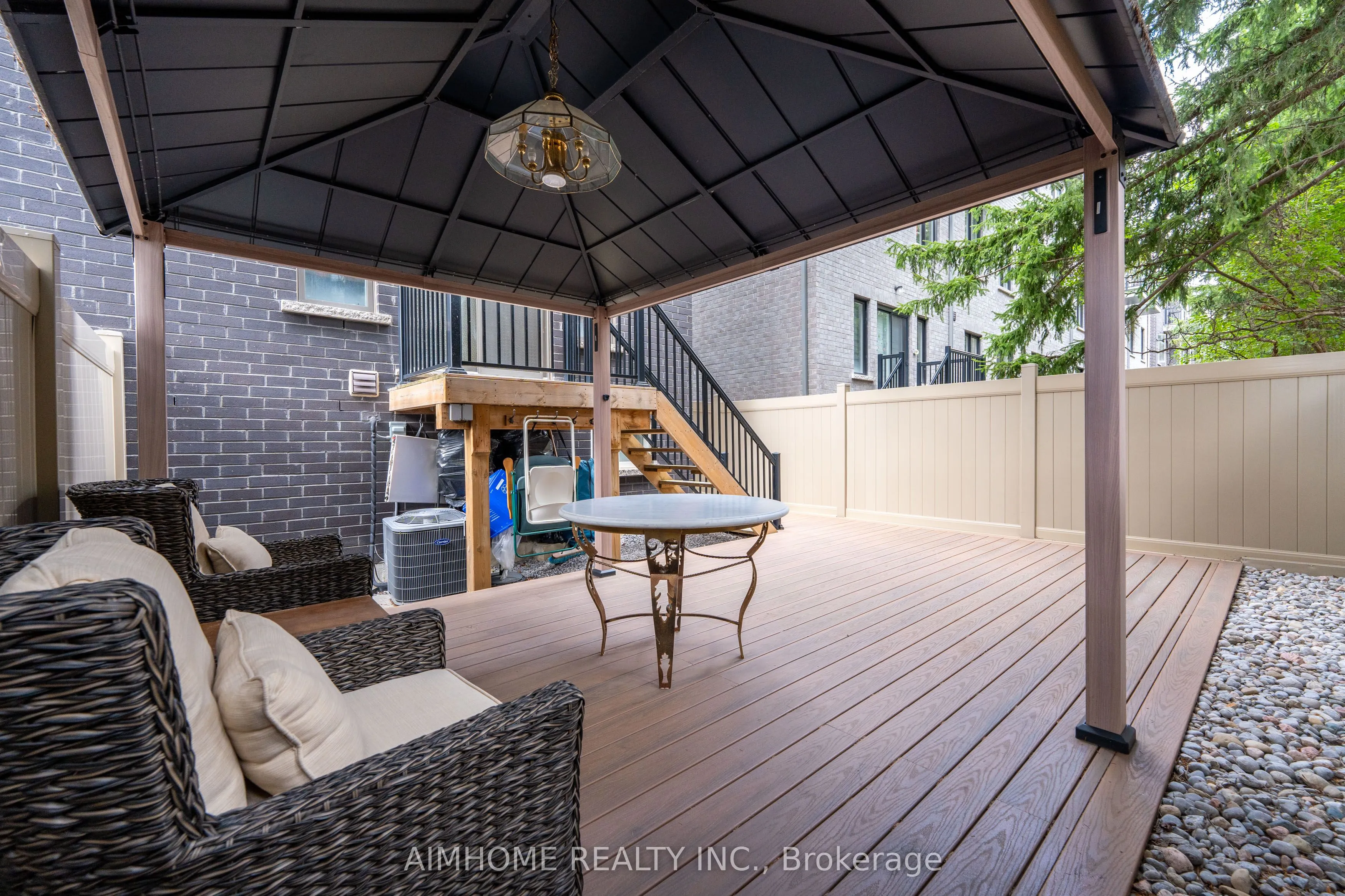 13 Armillo Place