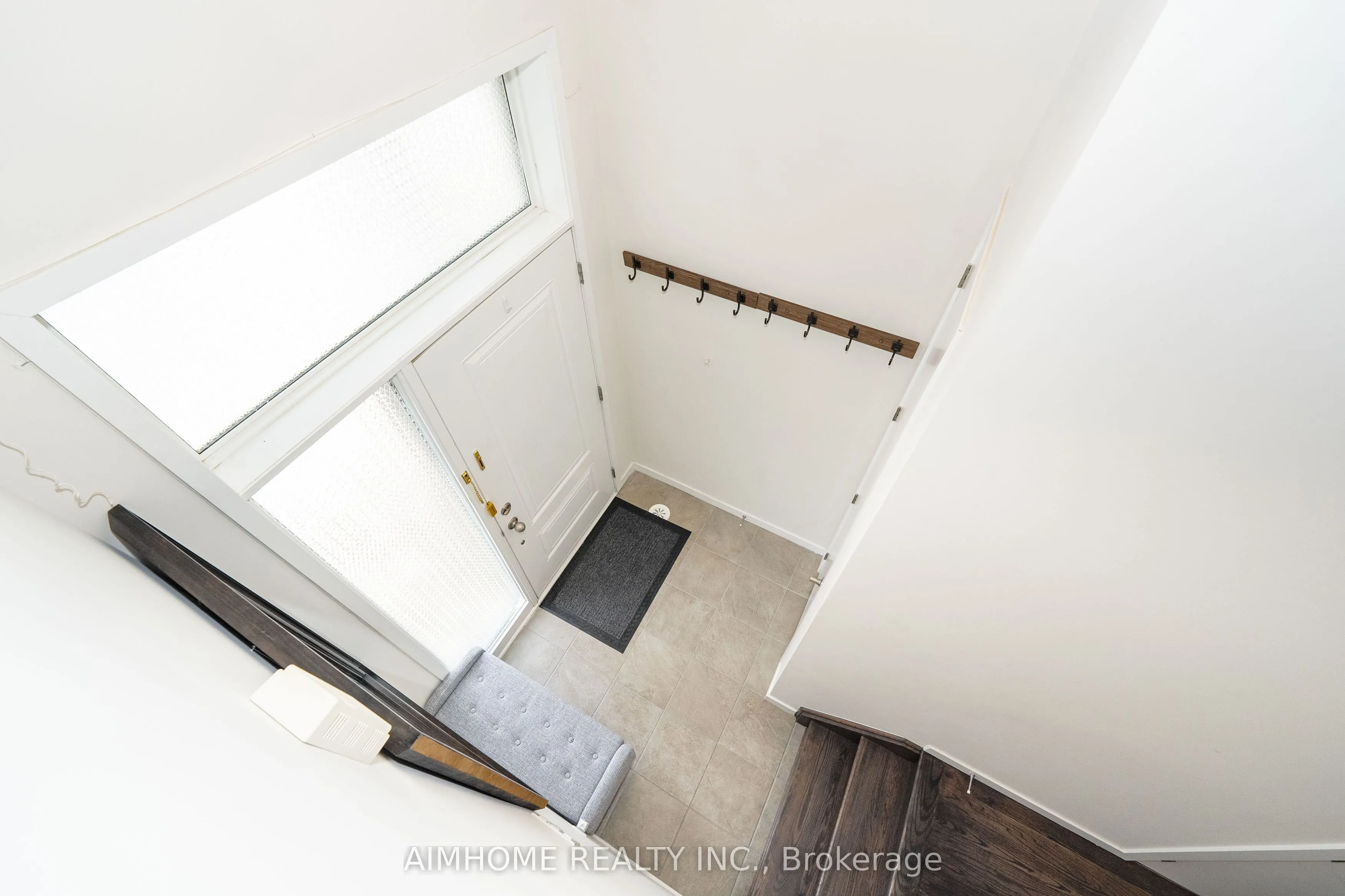 13 Armillo Place