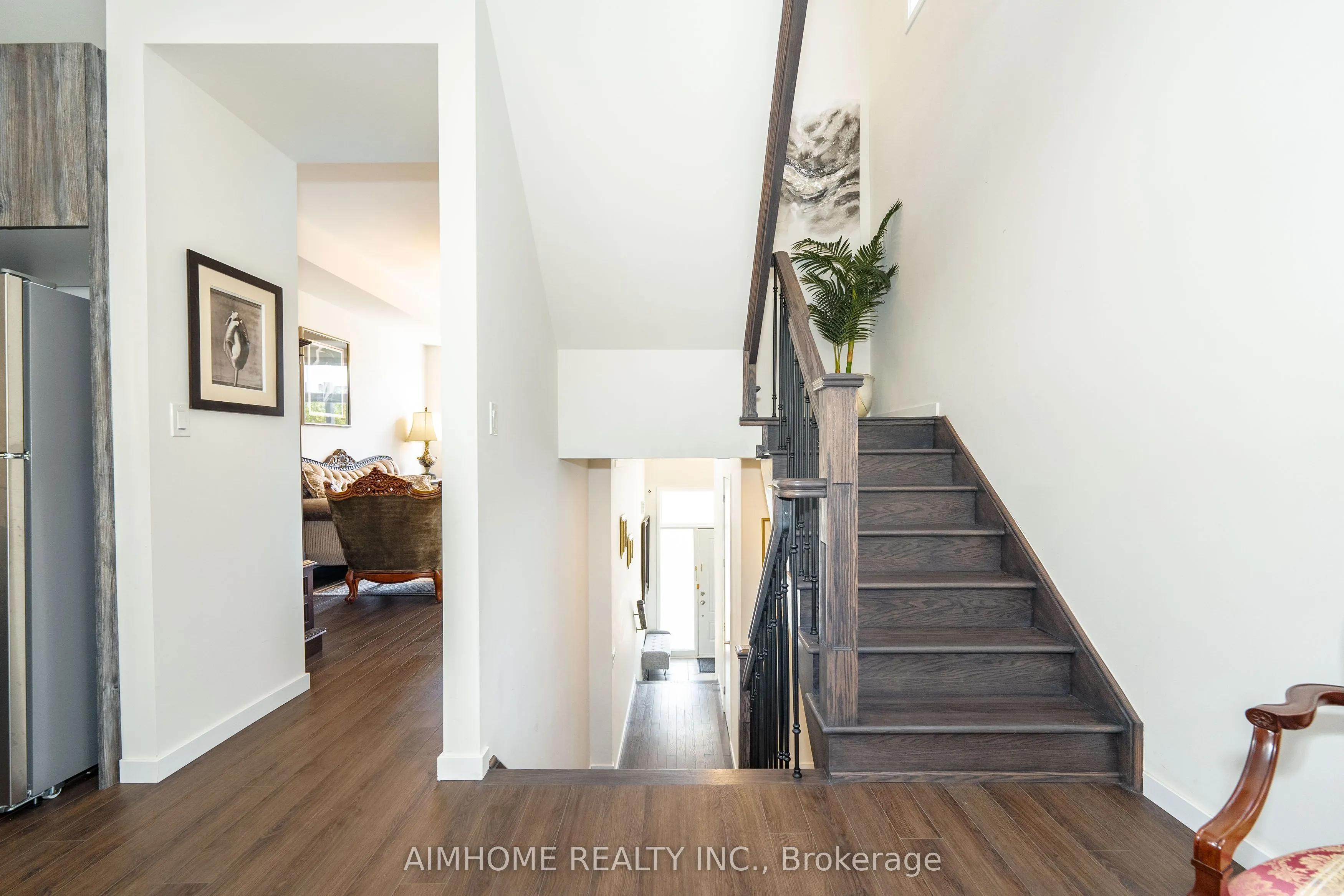 13 Armillo Place