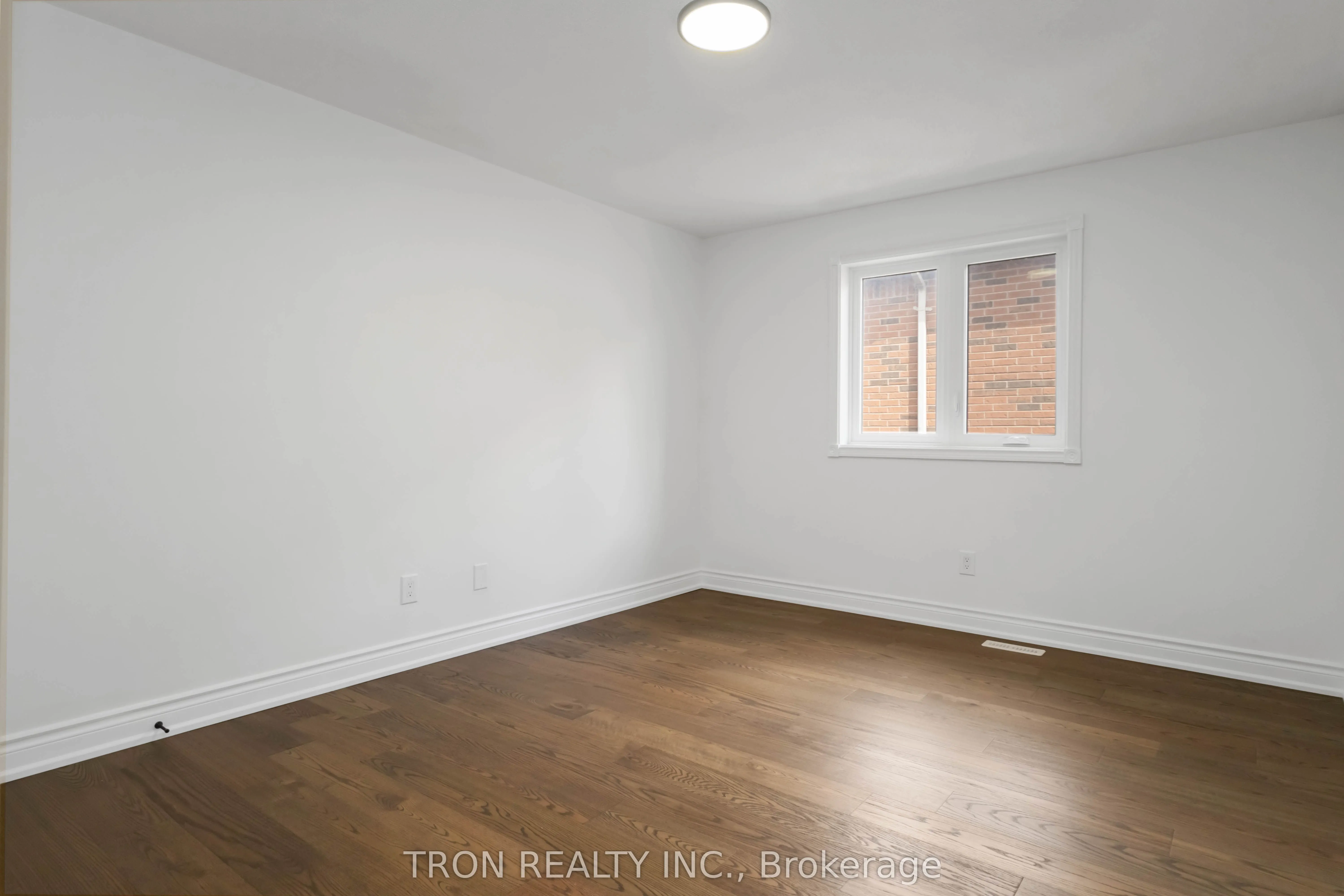 33 Guildford Circle