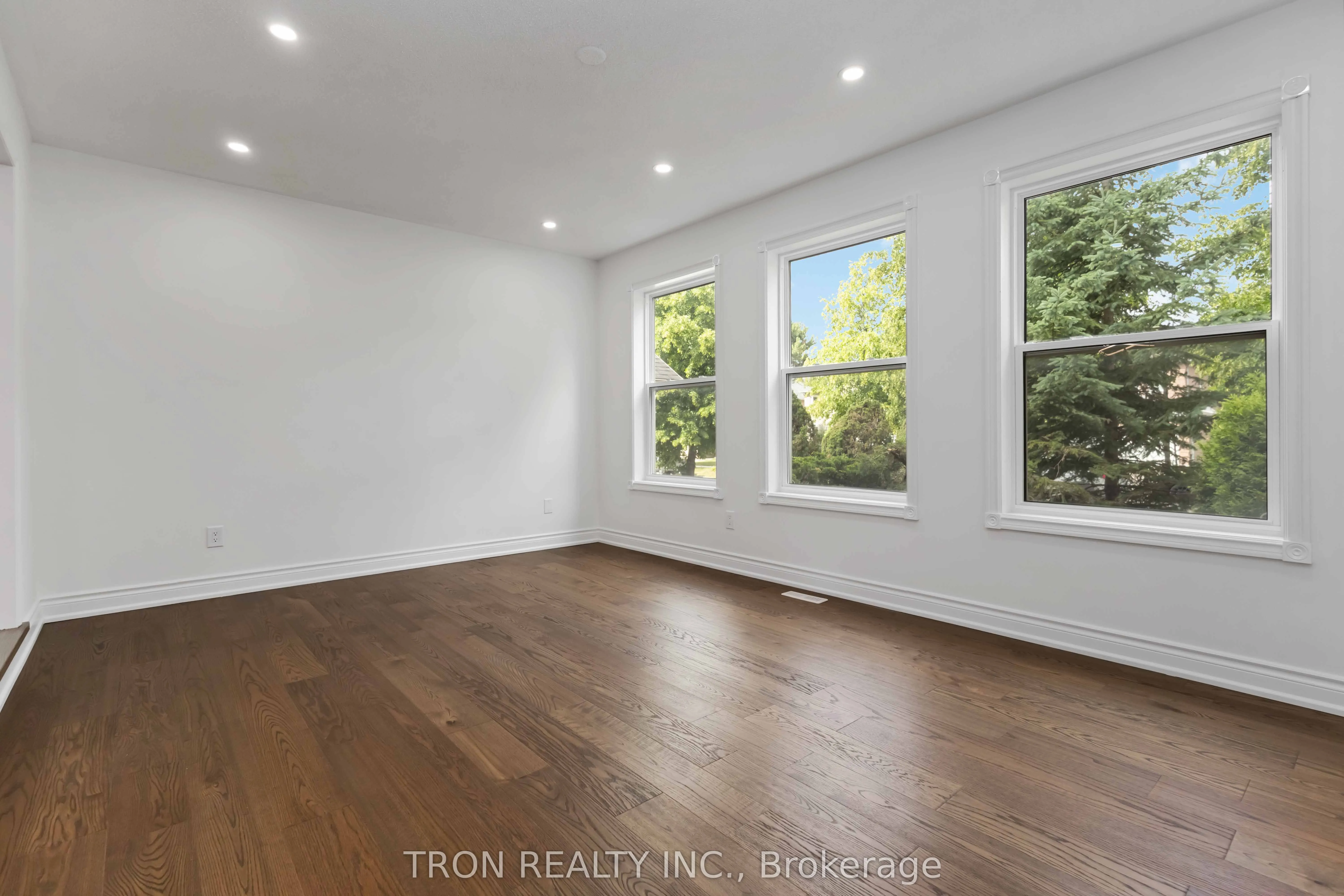 33 Guildford Circle