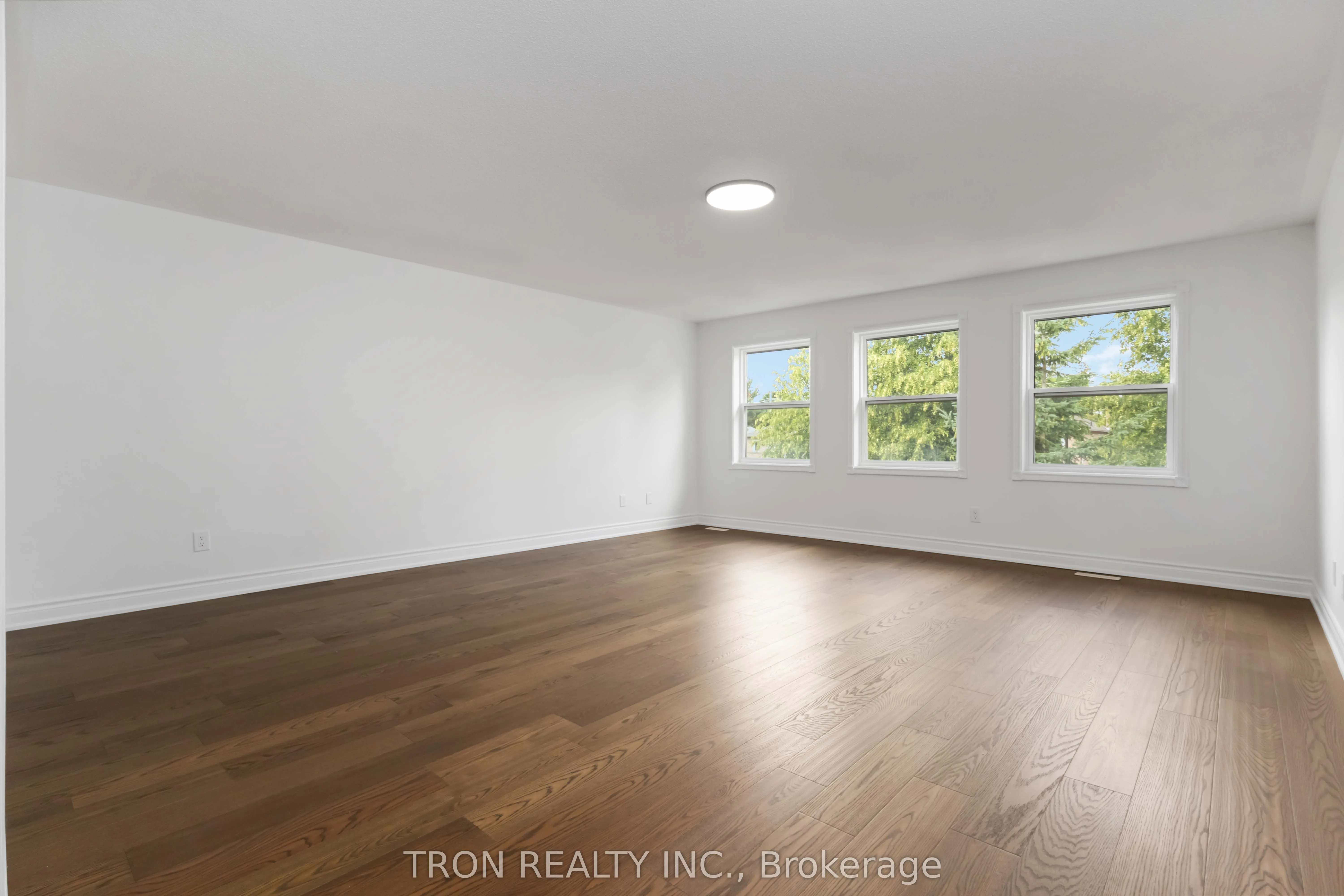 33 Guildford Circle