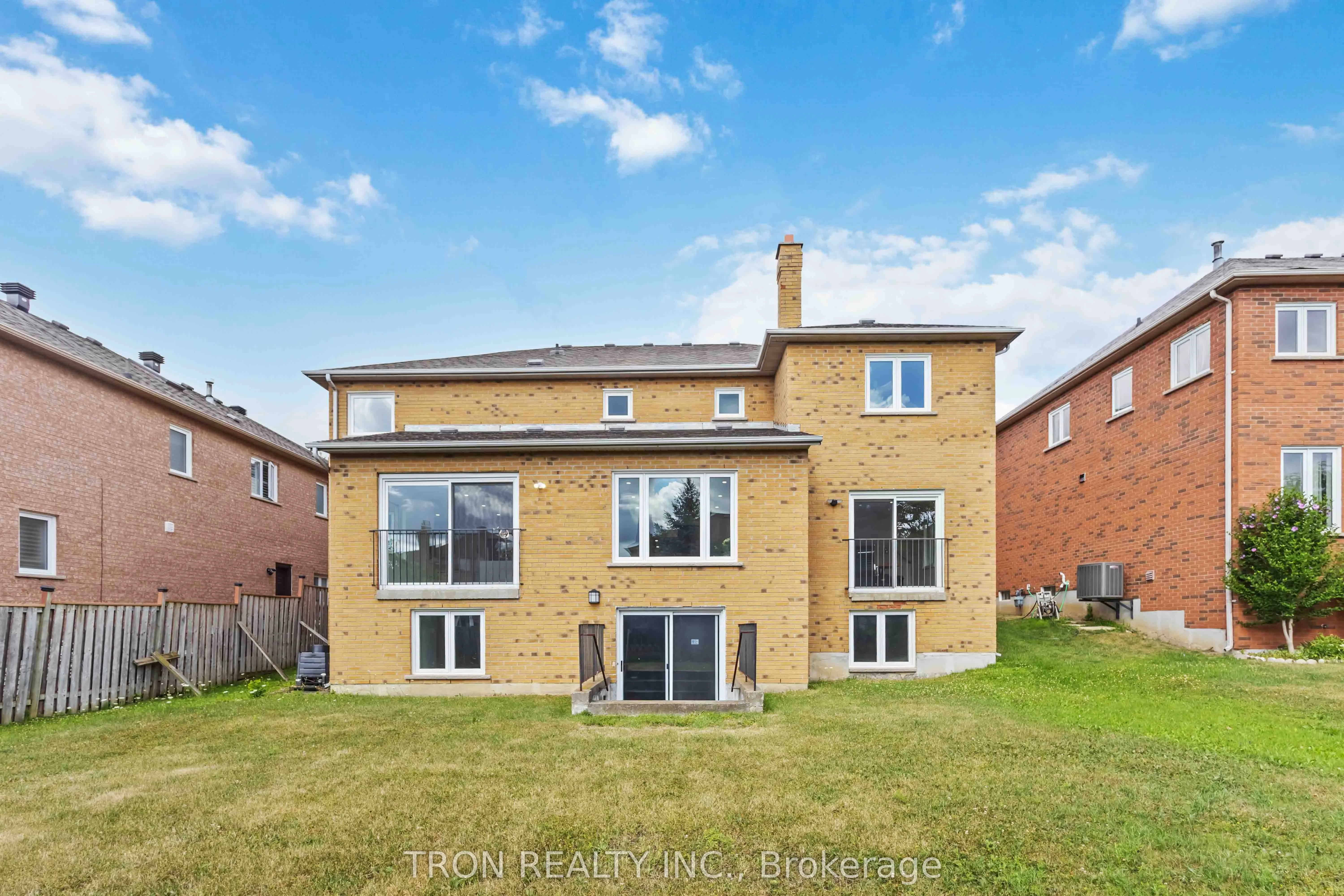33 Guildford Circle