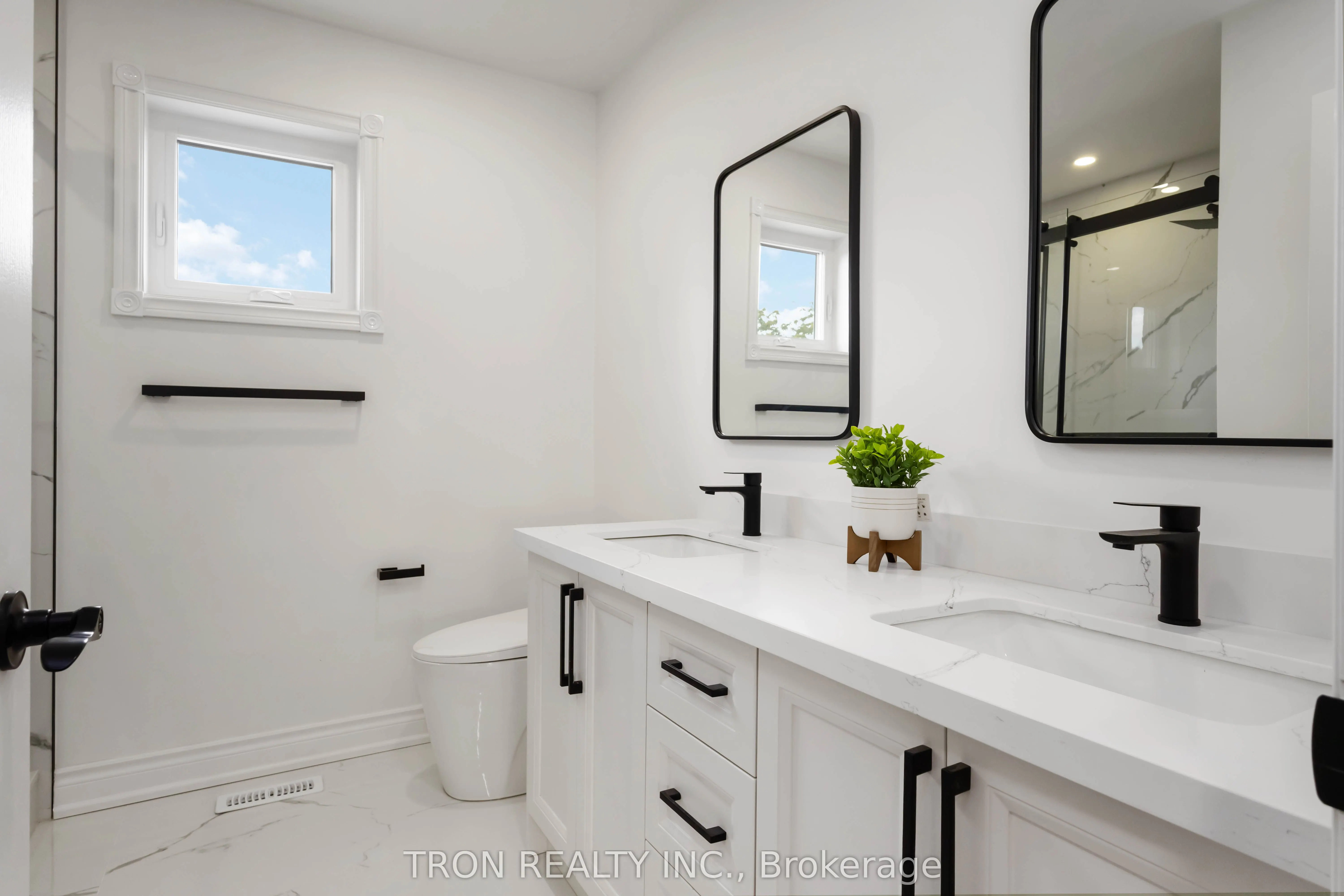 33 Guildford Circle