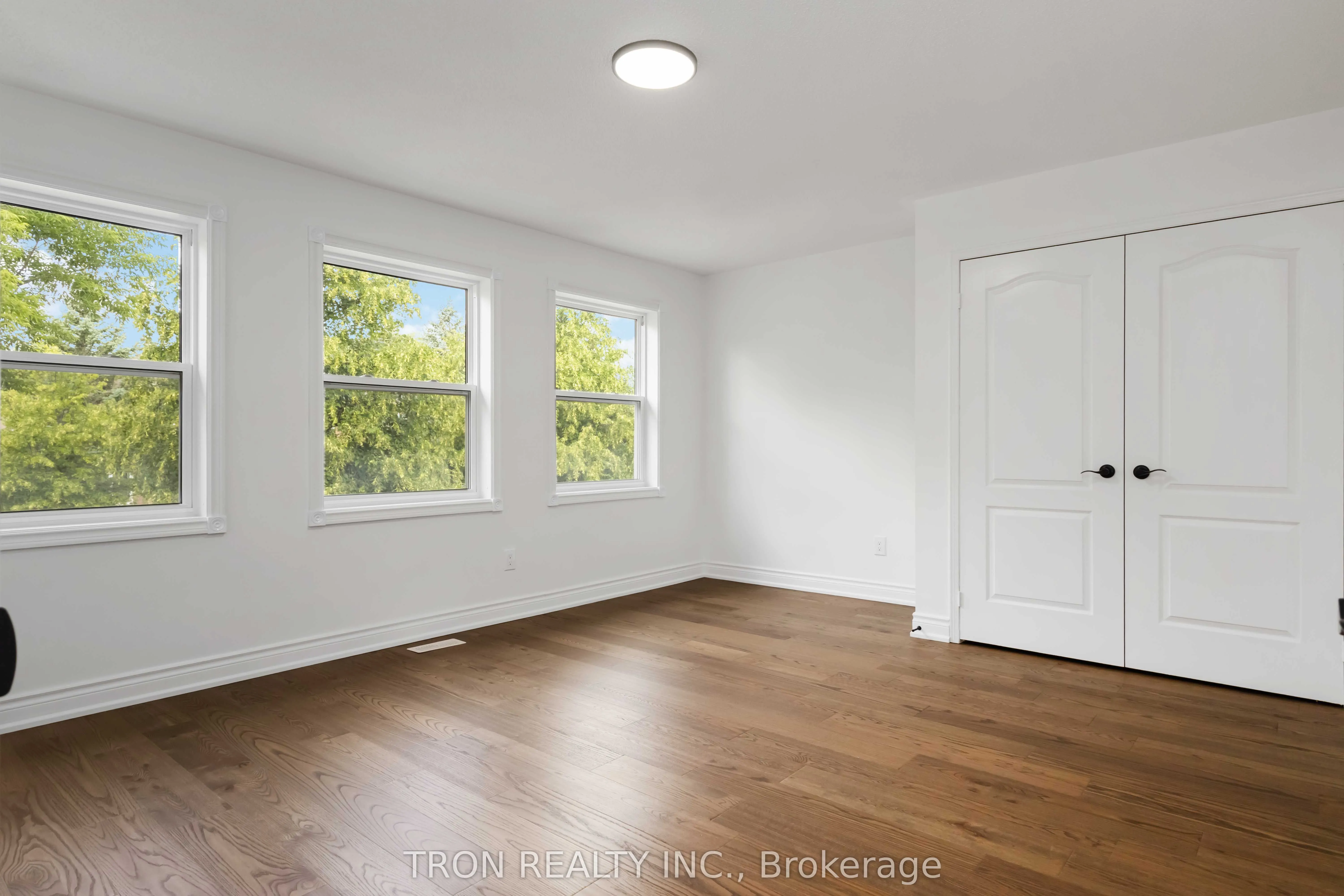 33 Guildford Circle