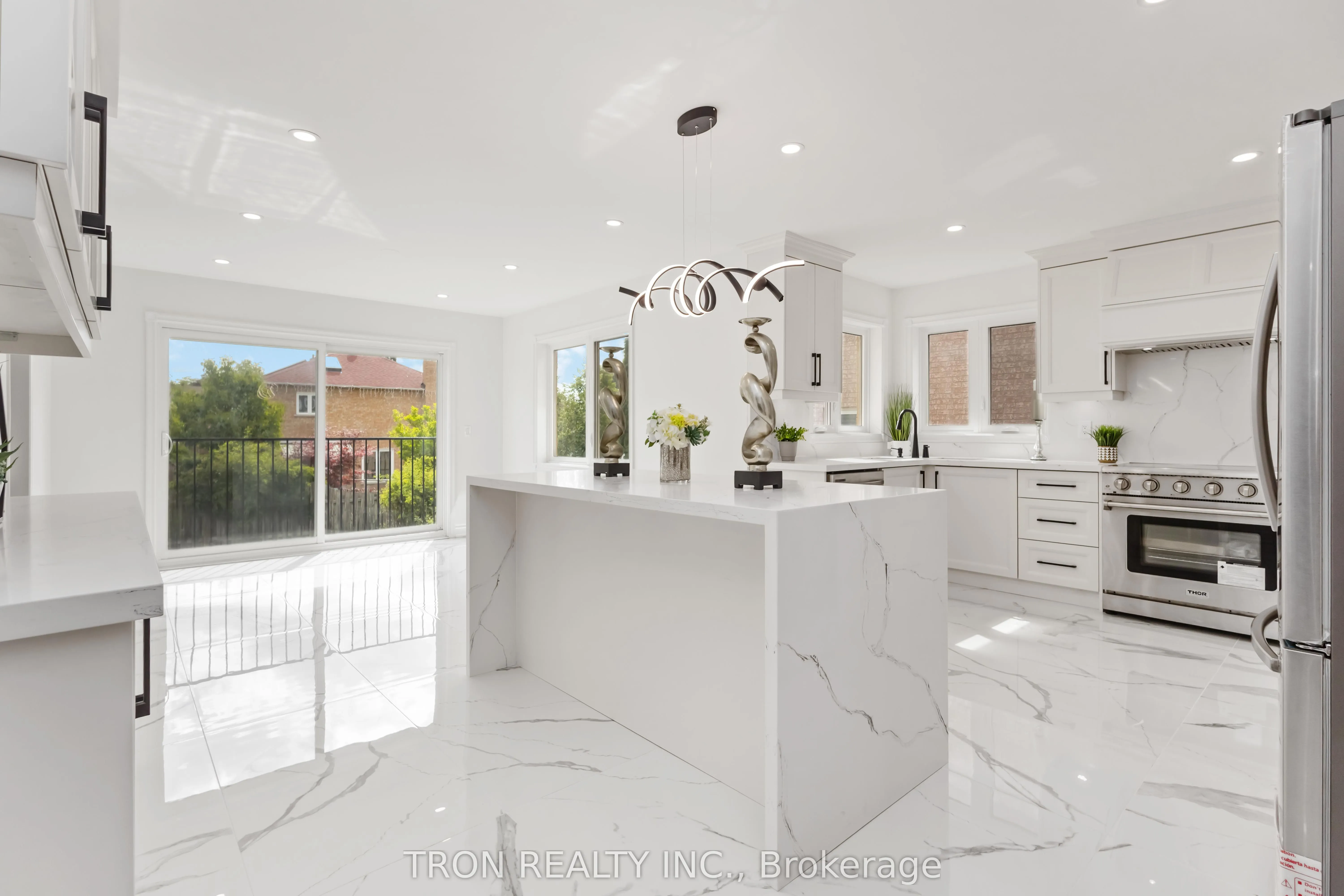 33 Guildford Circle