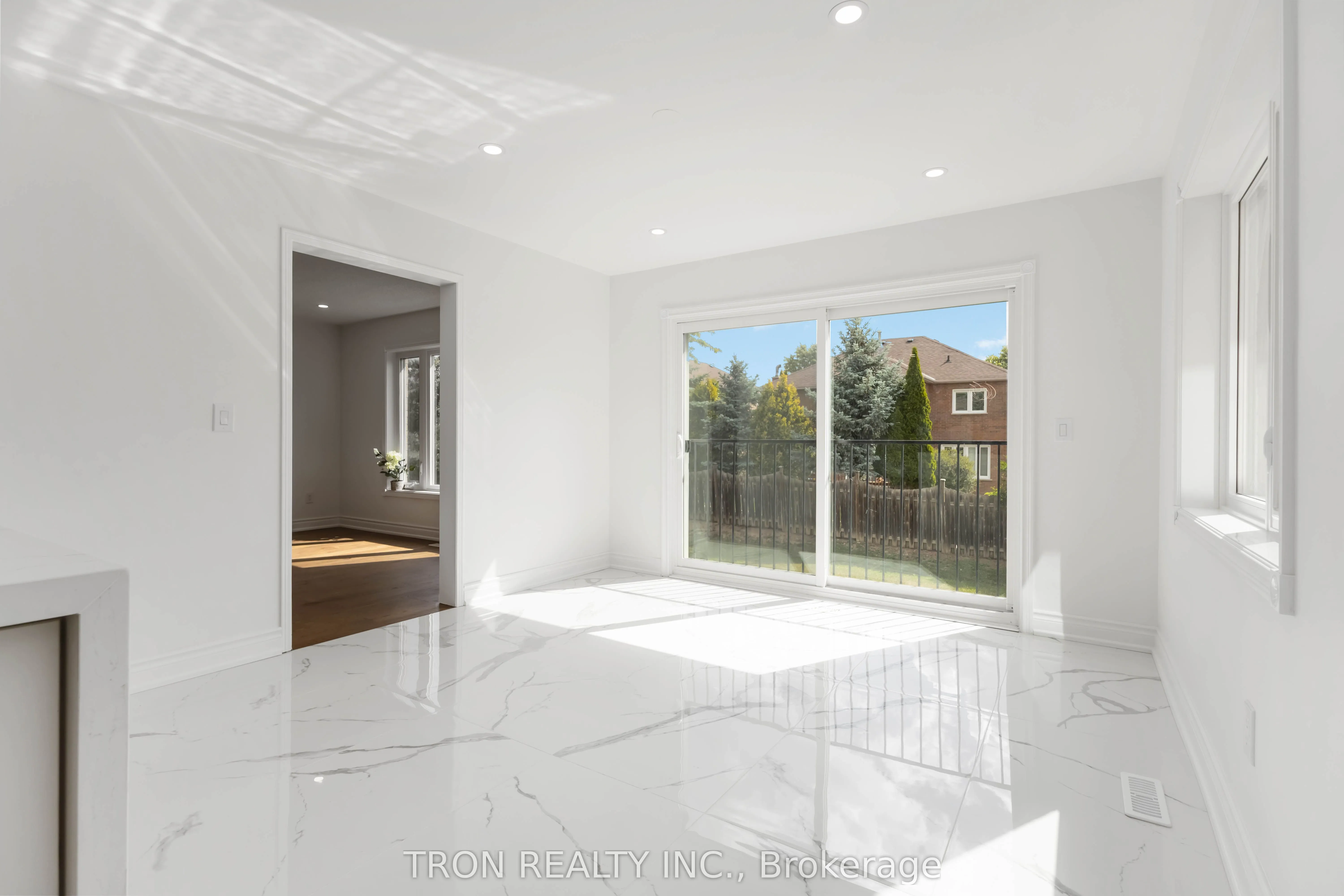 33 Guildford Circle