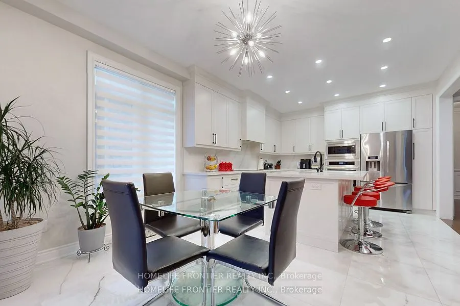 28 Rock Elm Court