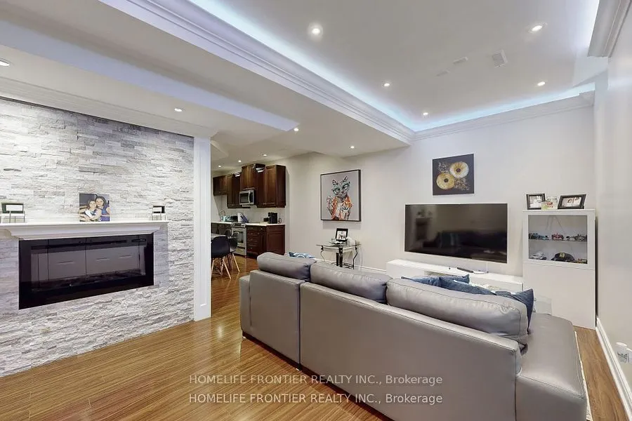 28 Rock Elm Court