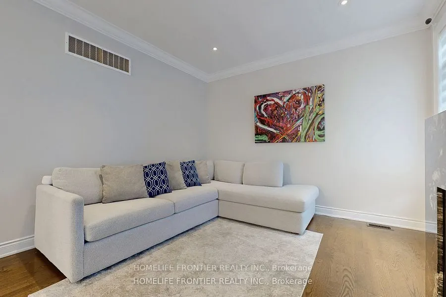 28 Rock Elm Court