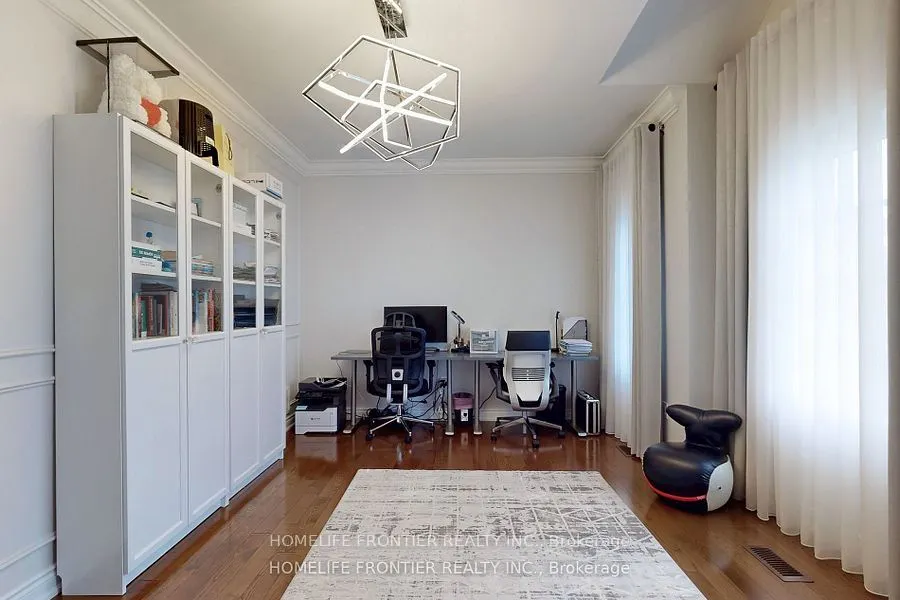 28 Rock Elm Court
