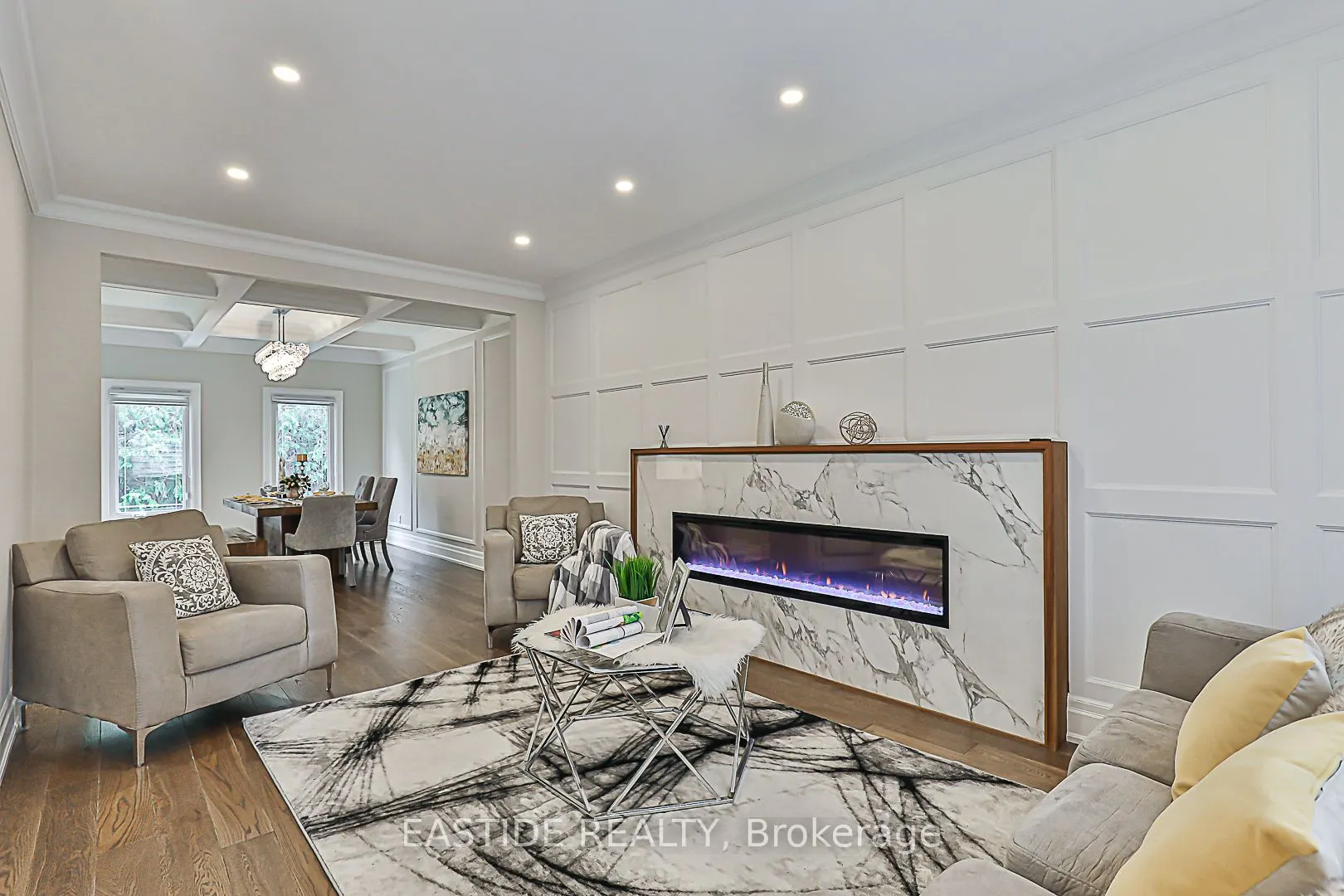 11 Gatcombe Circle