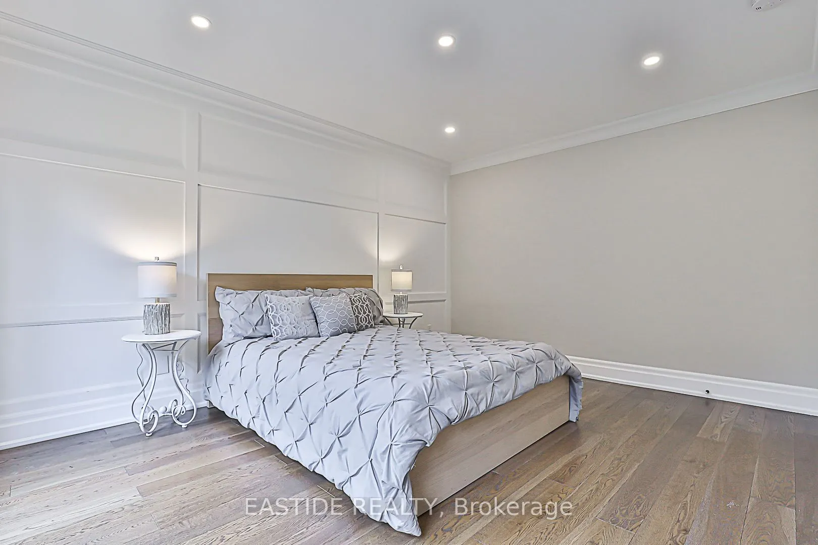 11 Gatcombe Circle