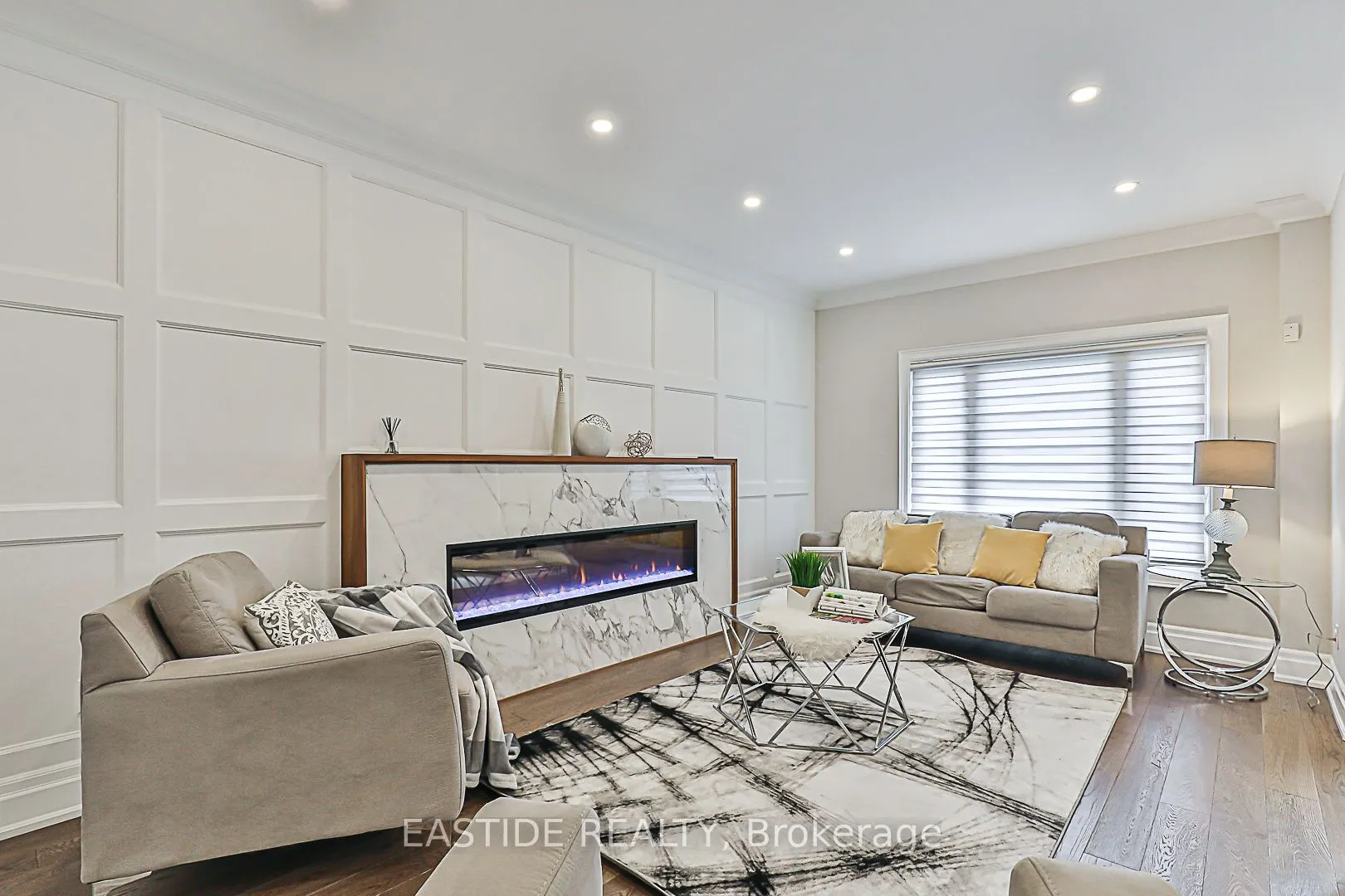 11 Gatcombe Circle