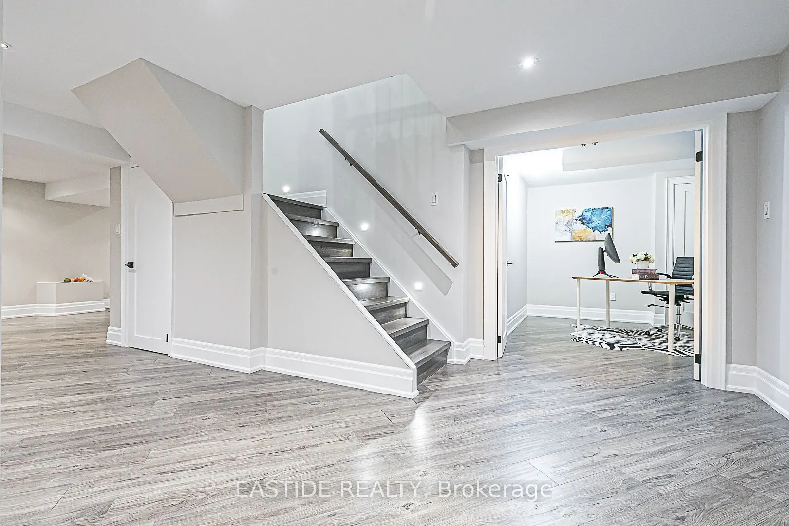 11 Gatcombe Circle