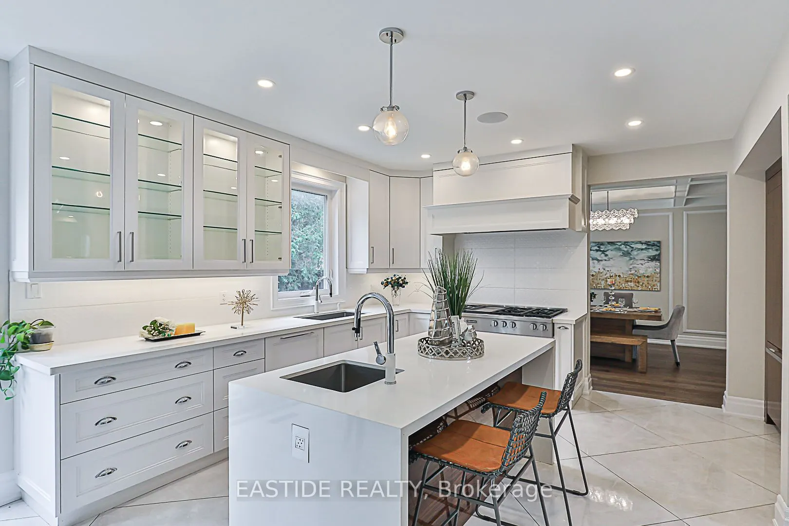 11 Gatcombe Circle