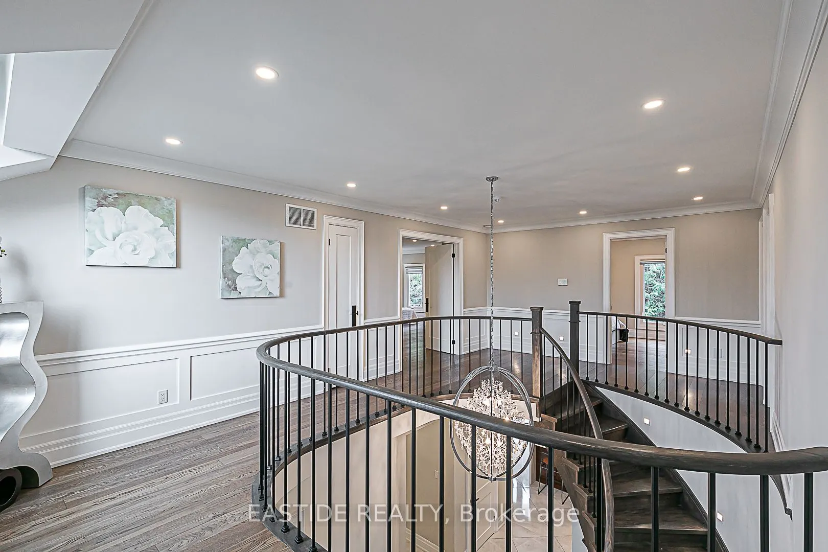11 Gatcombe Circle