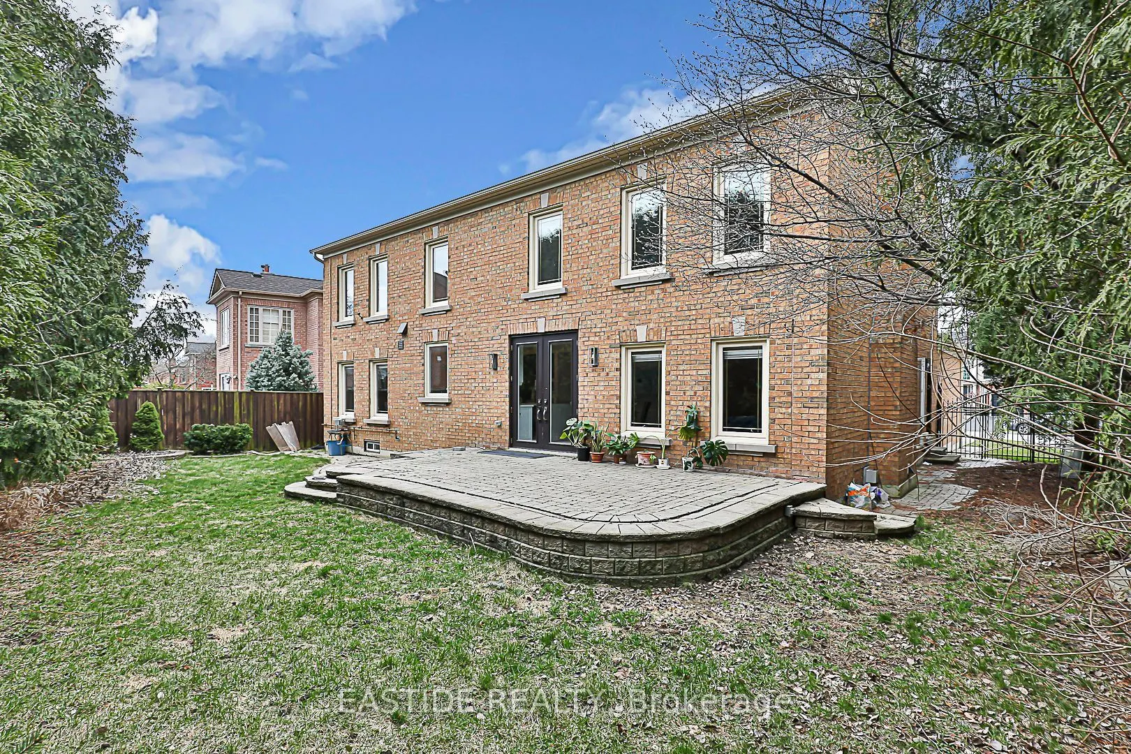 11 Gatcombe Circle