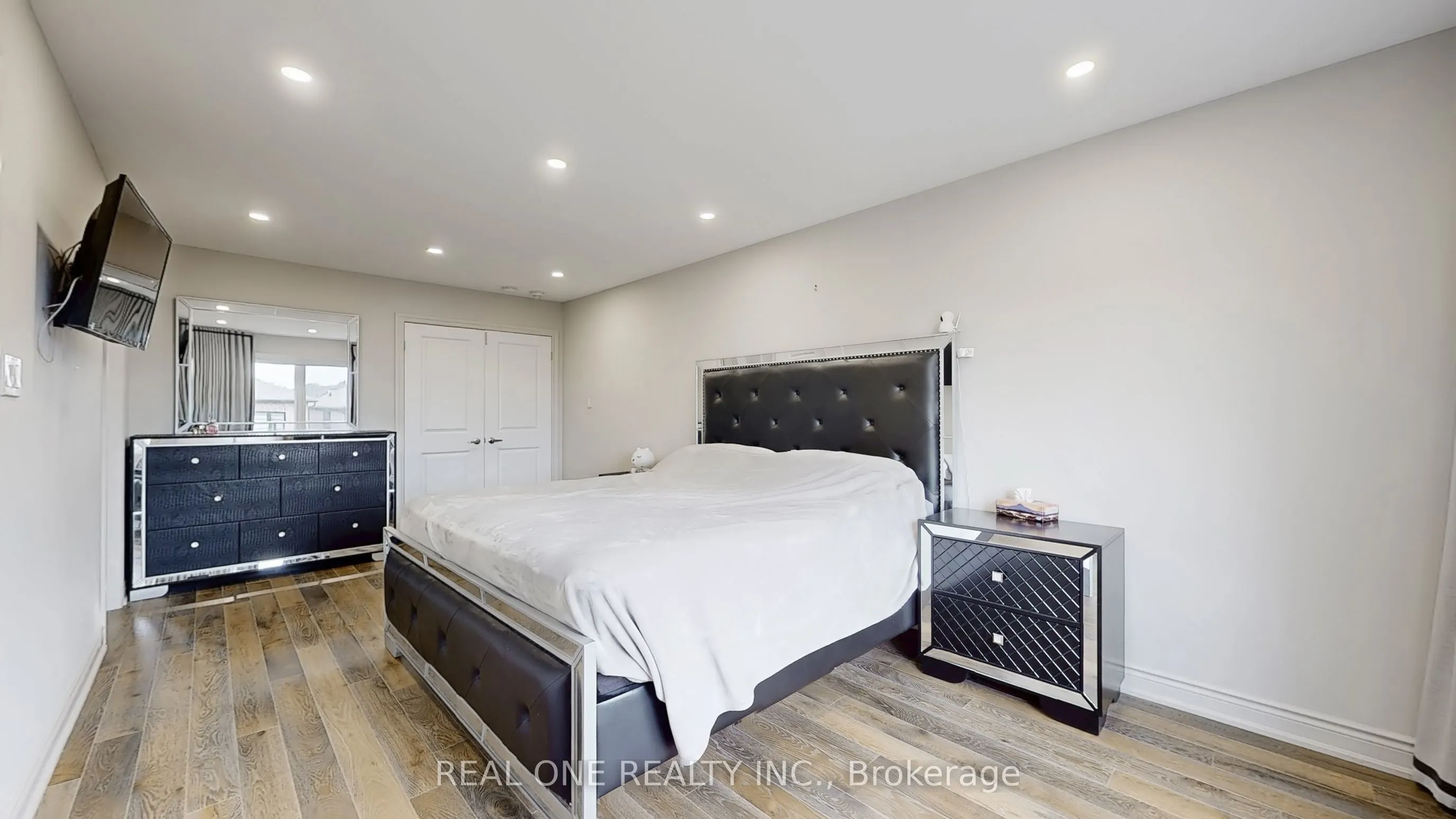 193 Cranbrook Crescent