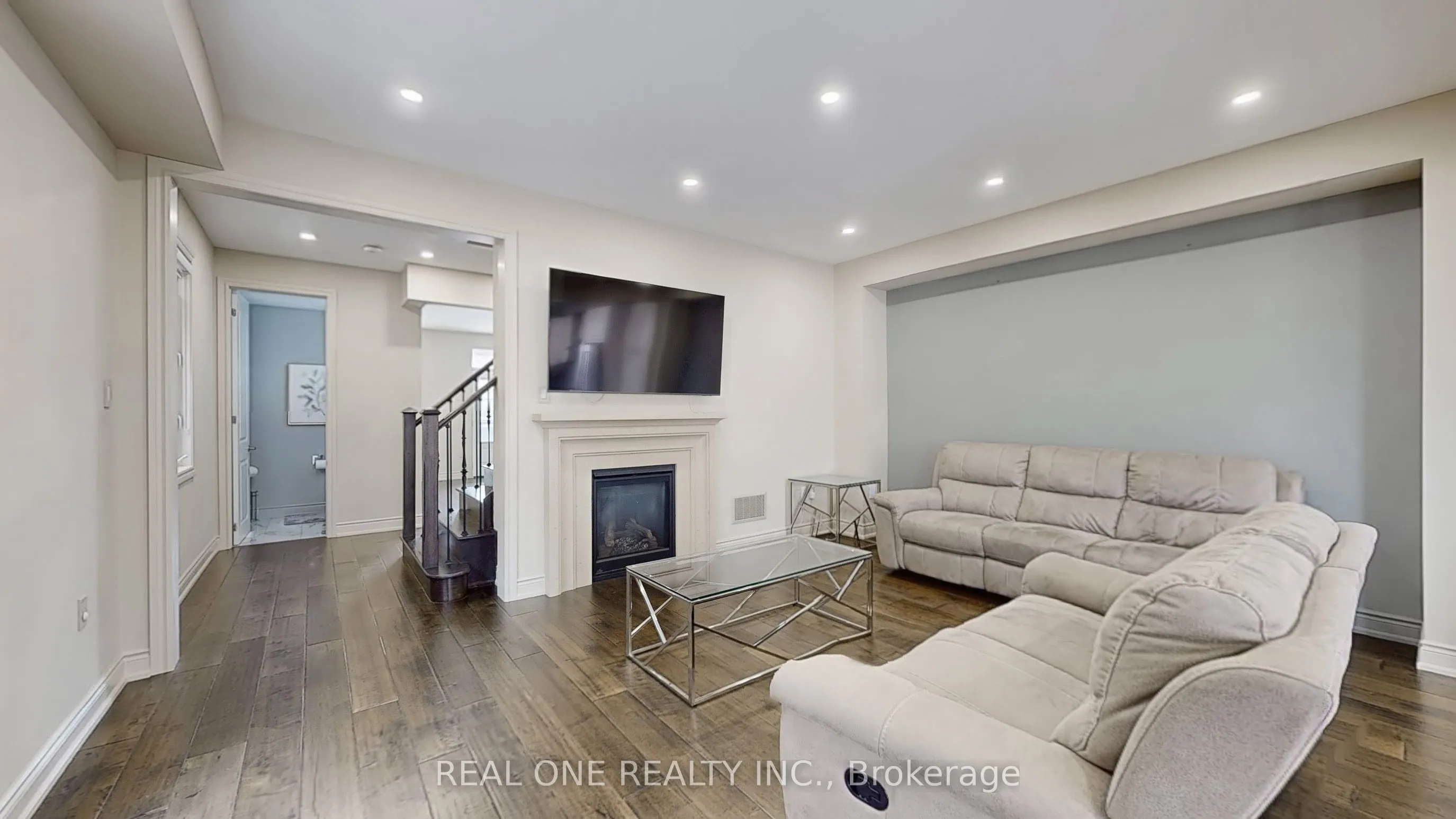 193 Cranbrook Crescent