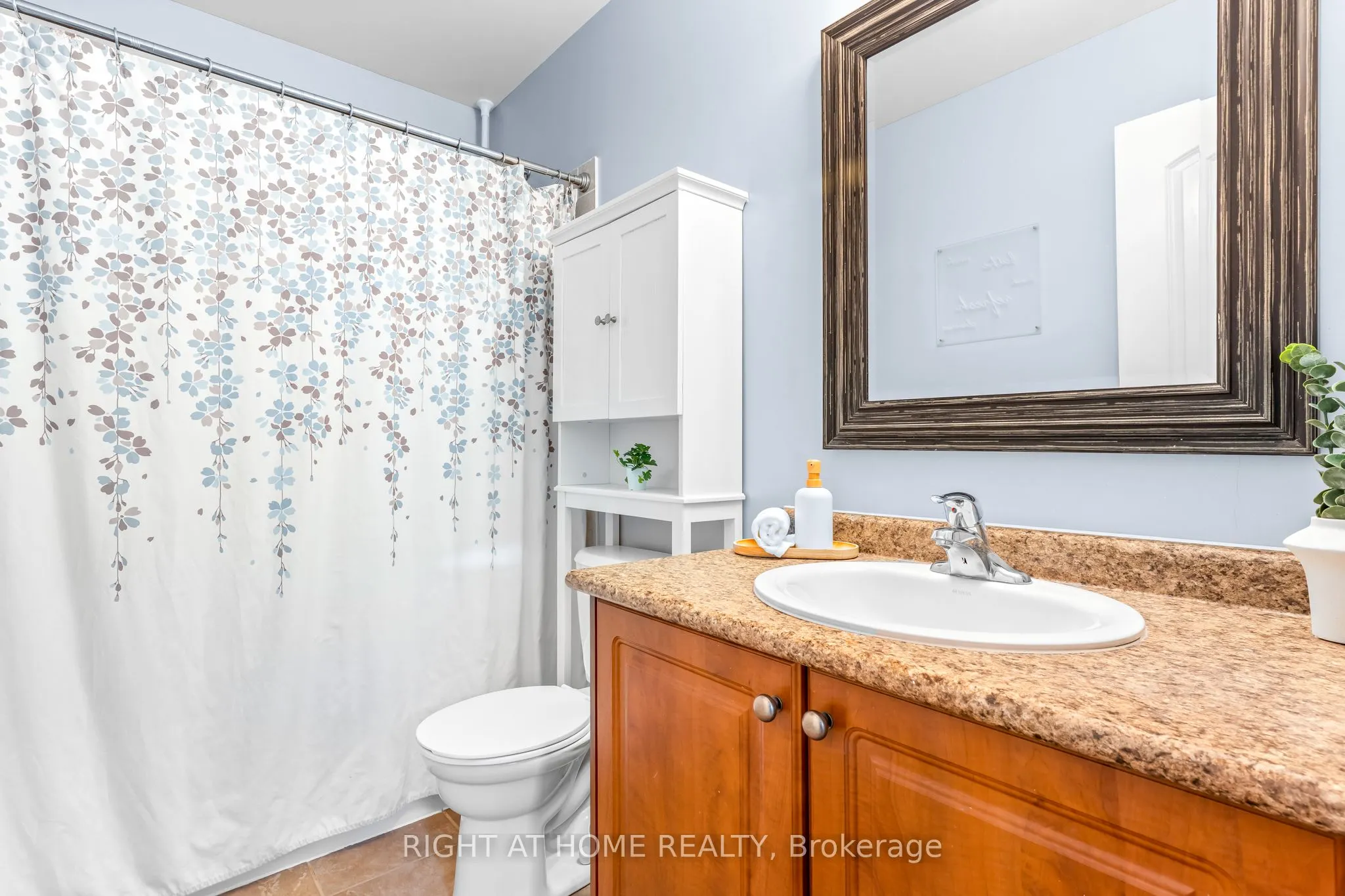 219 Banting Crescent