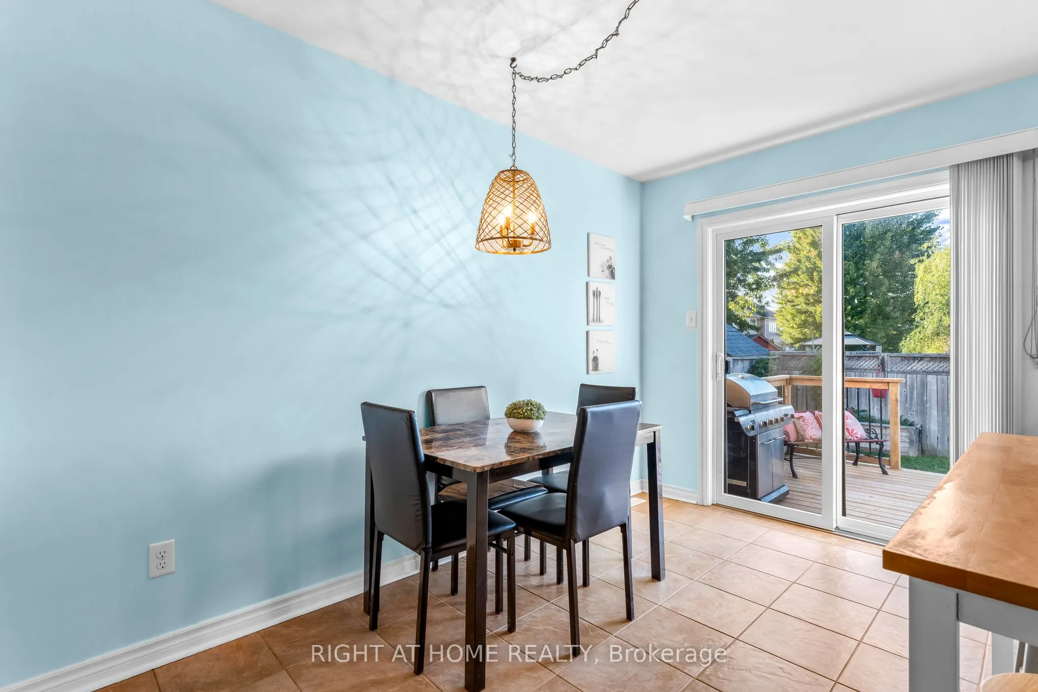 219 Banting Crescent