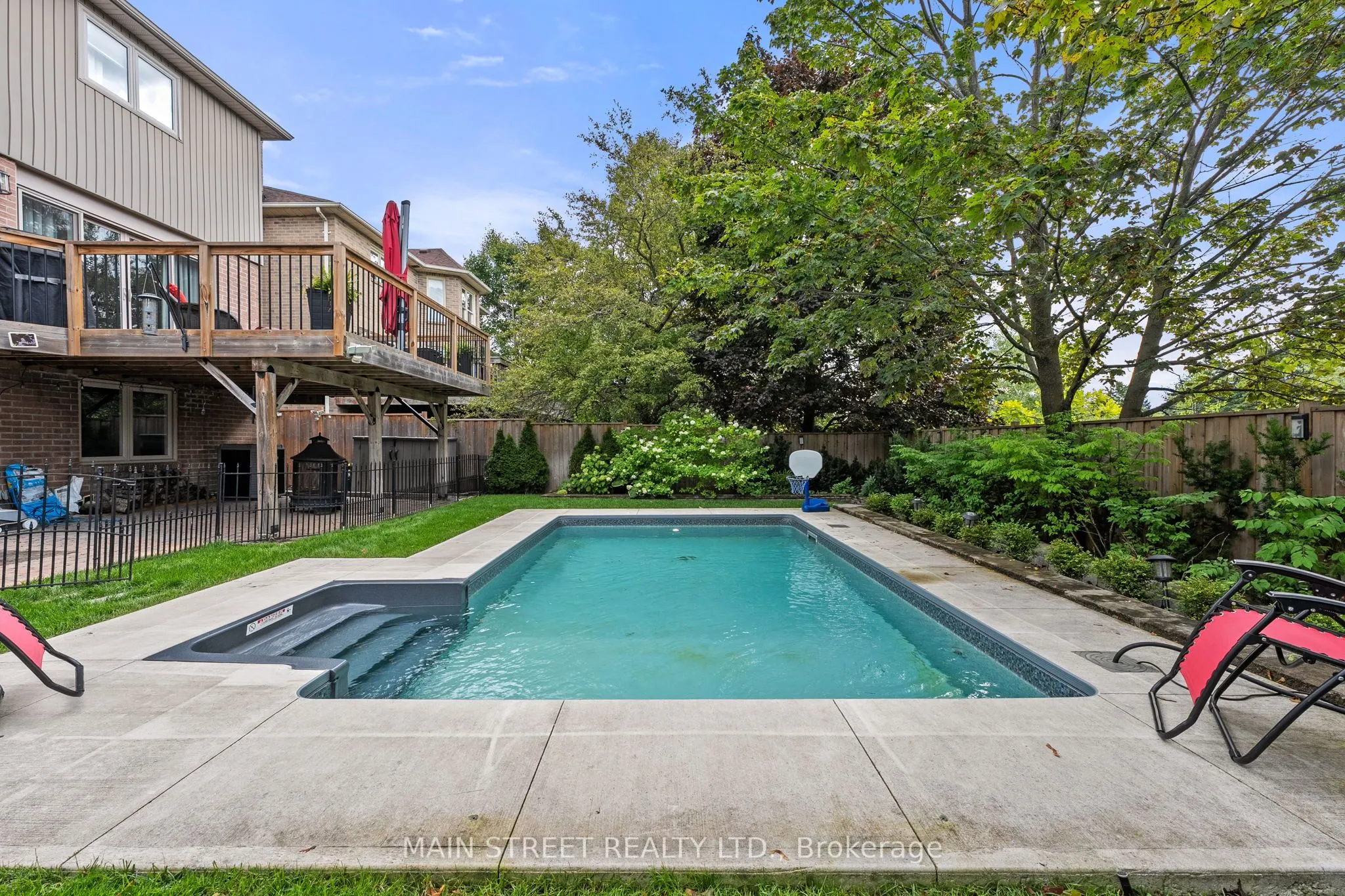 255 Glenway Circle