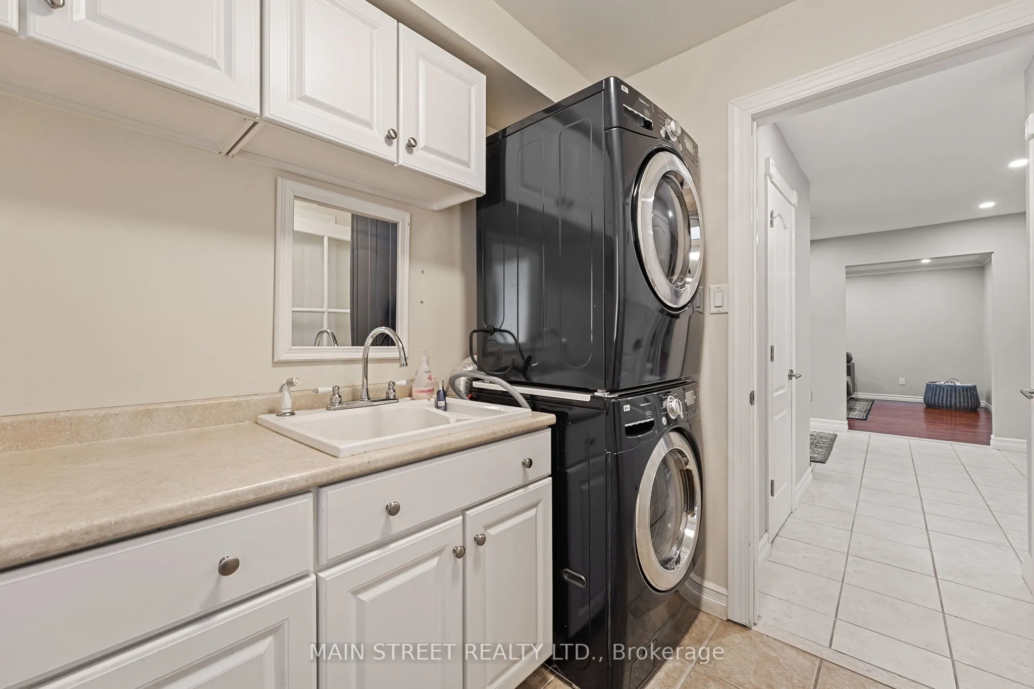 255 Glenway Circle