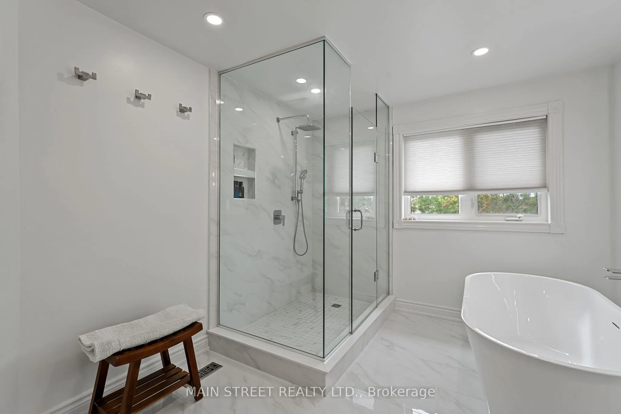 255 Glenway Circle