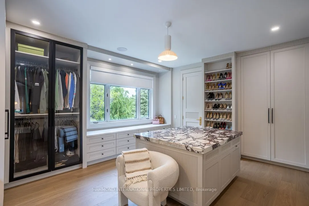 35 Kingswood Drive