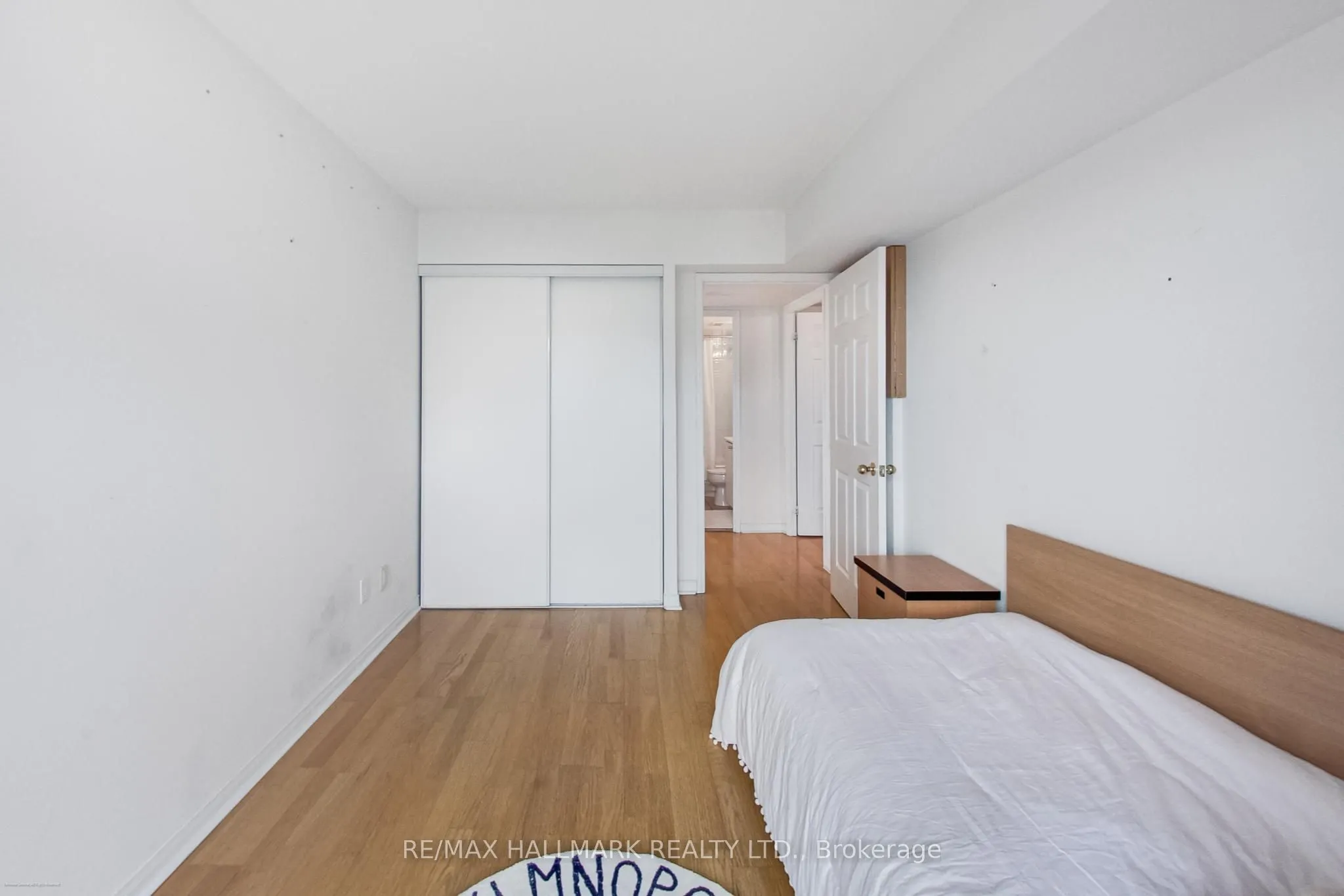 5 Emerald Lane, #702