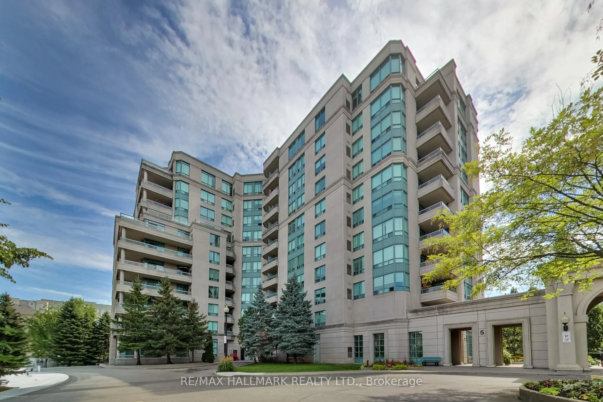 5 Emerald Lane, #702