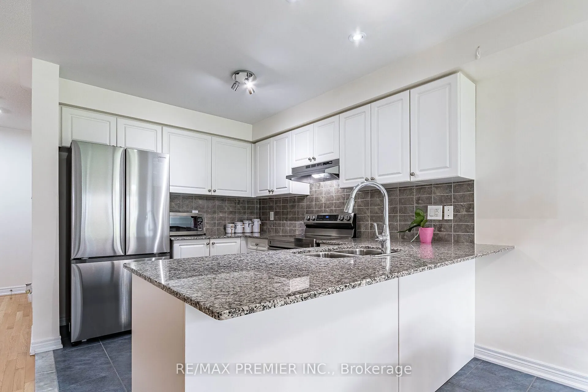 47 Barli Crescent