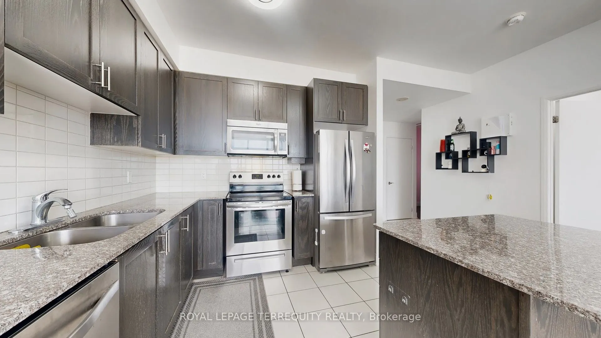 2900 Highway 7 Street, #910