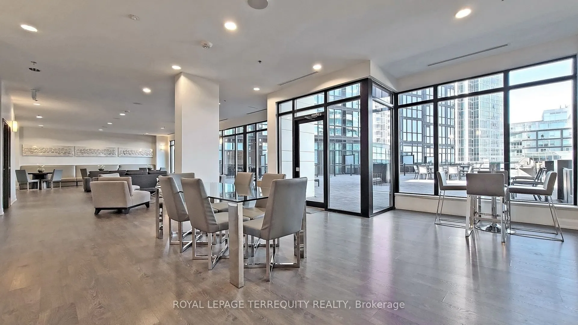 2900 Highway 7 Street, #910
