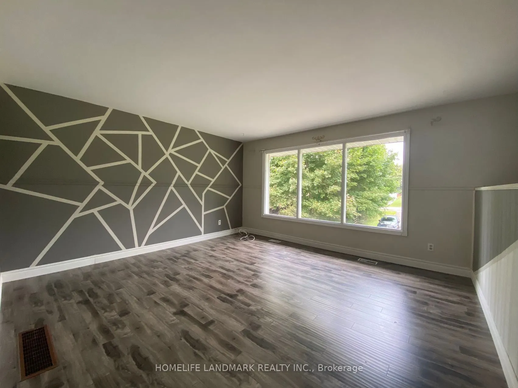 1052 Elgin Street